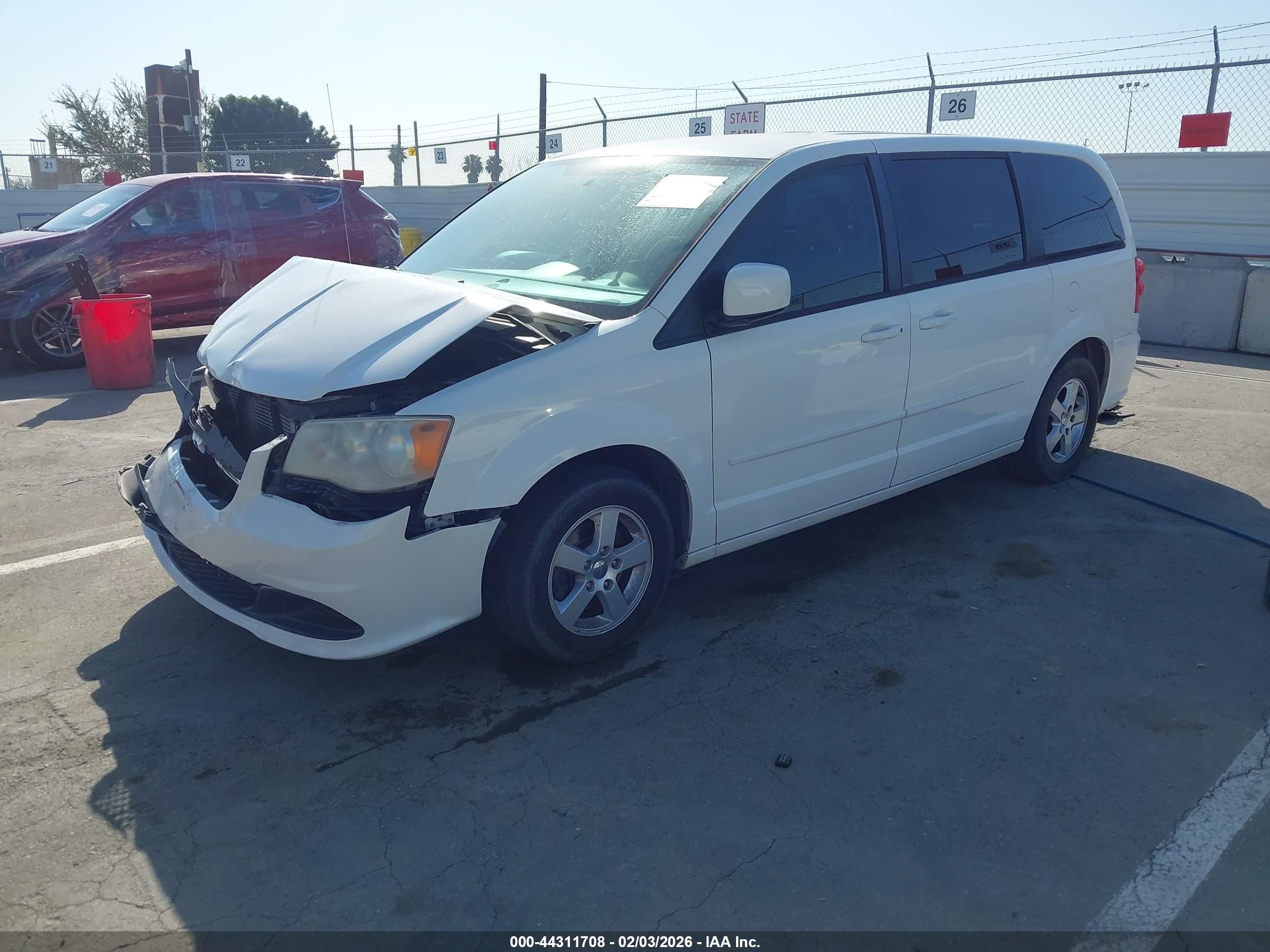 DODGE GRAND image 2