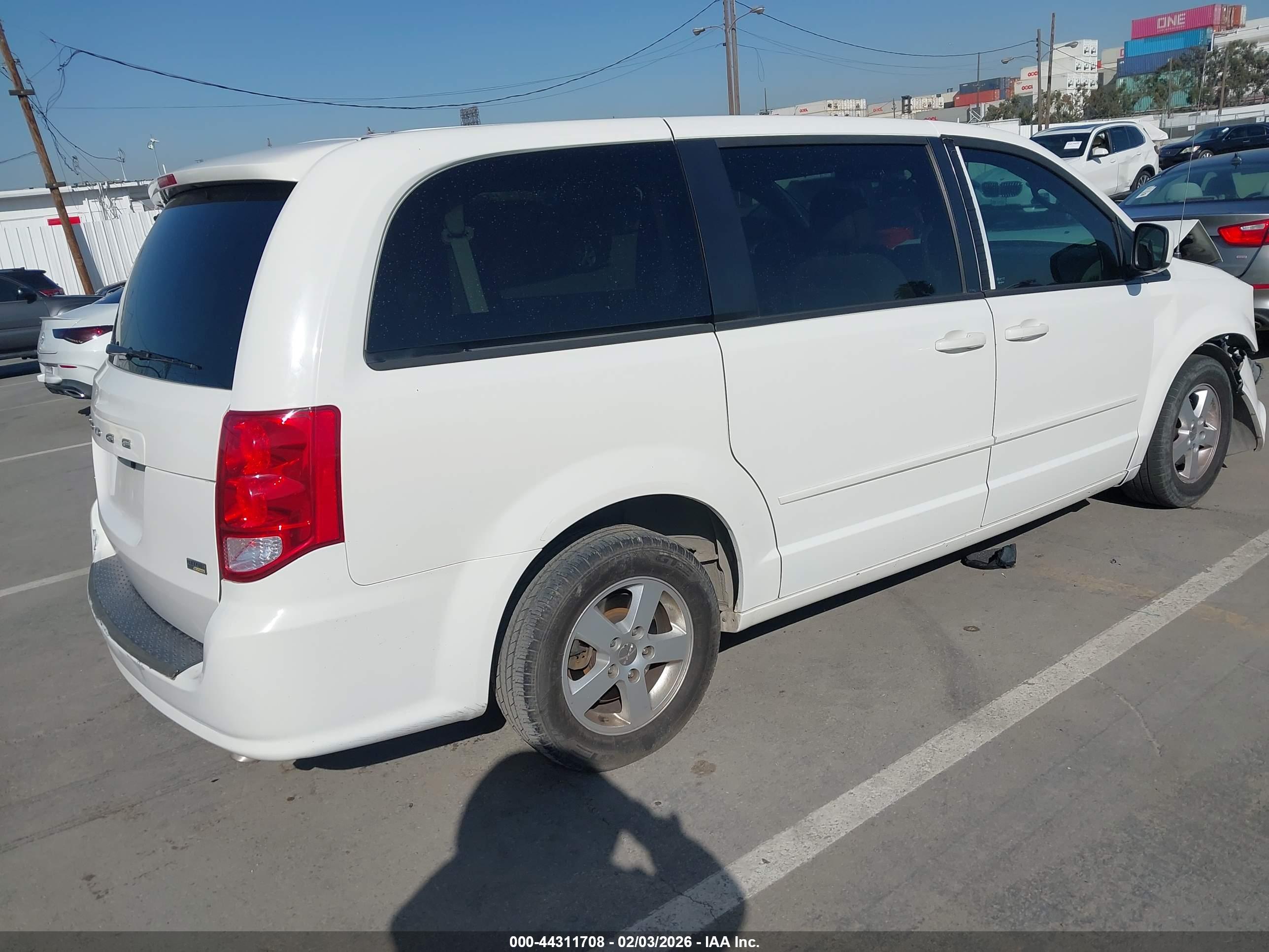 DODGE GRAND image 4