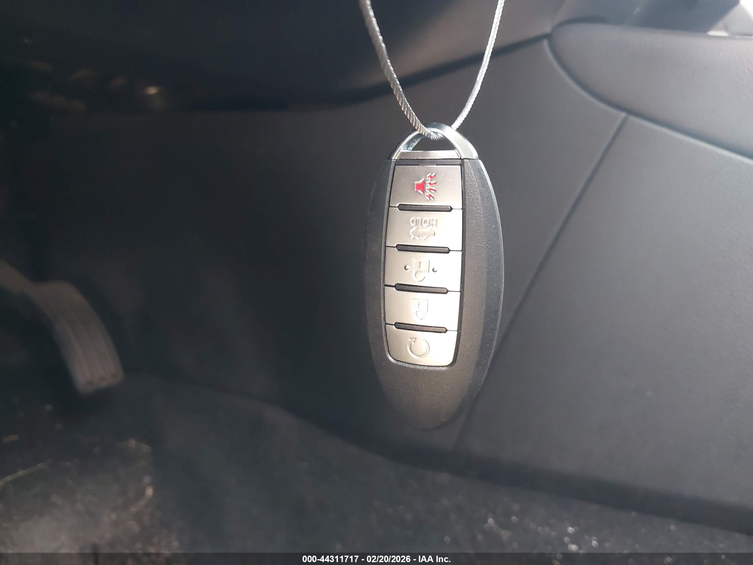 NISSAN ALTIMA image 11