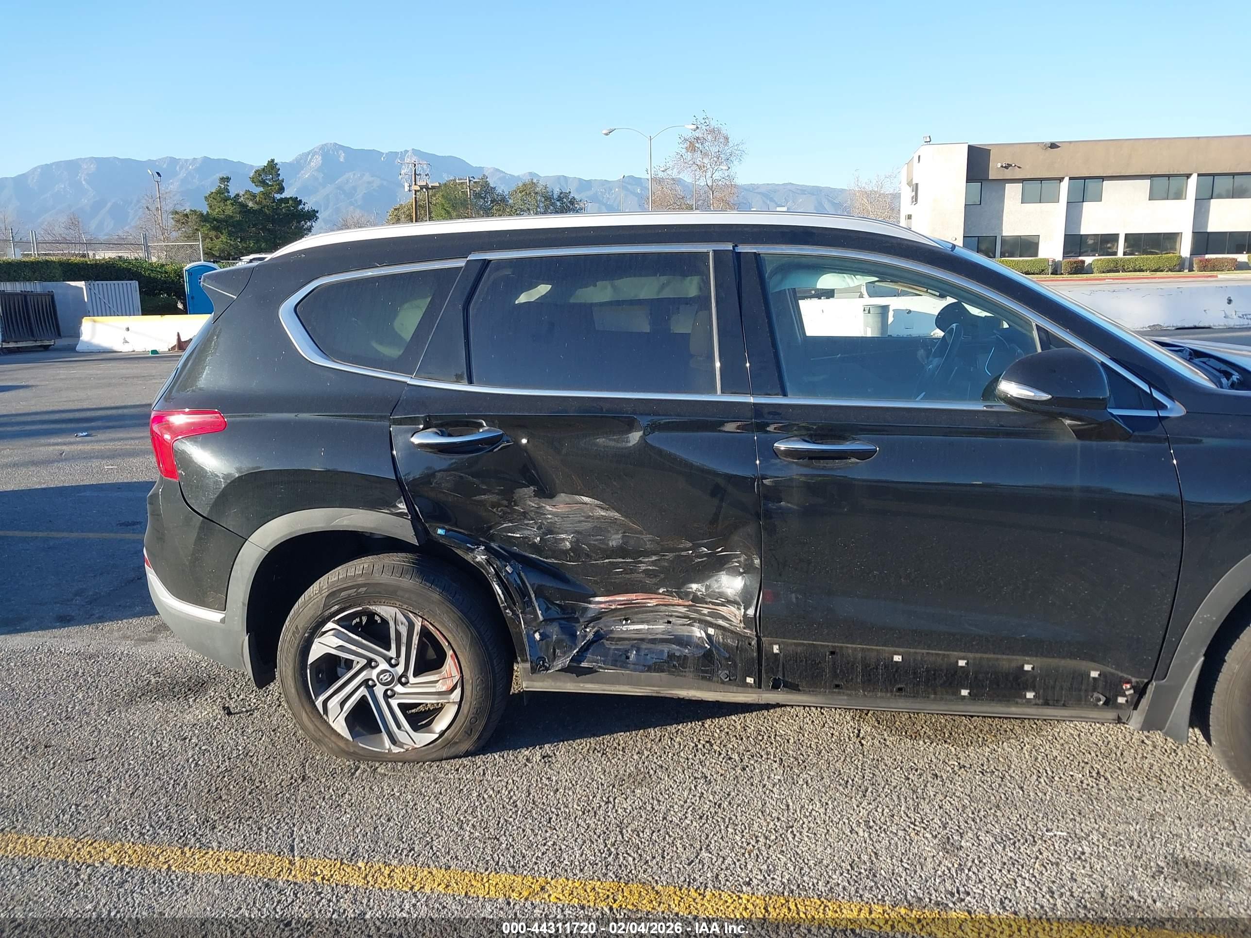 HYUNDAI SANTA image 6