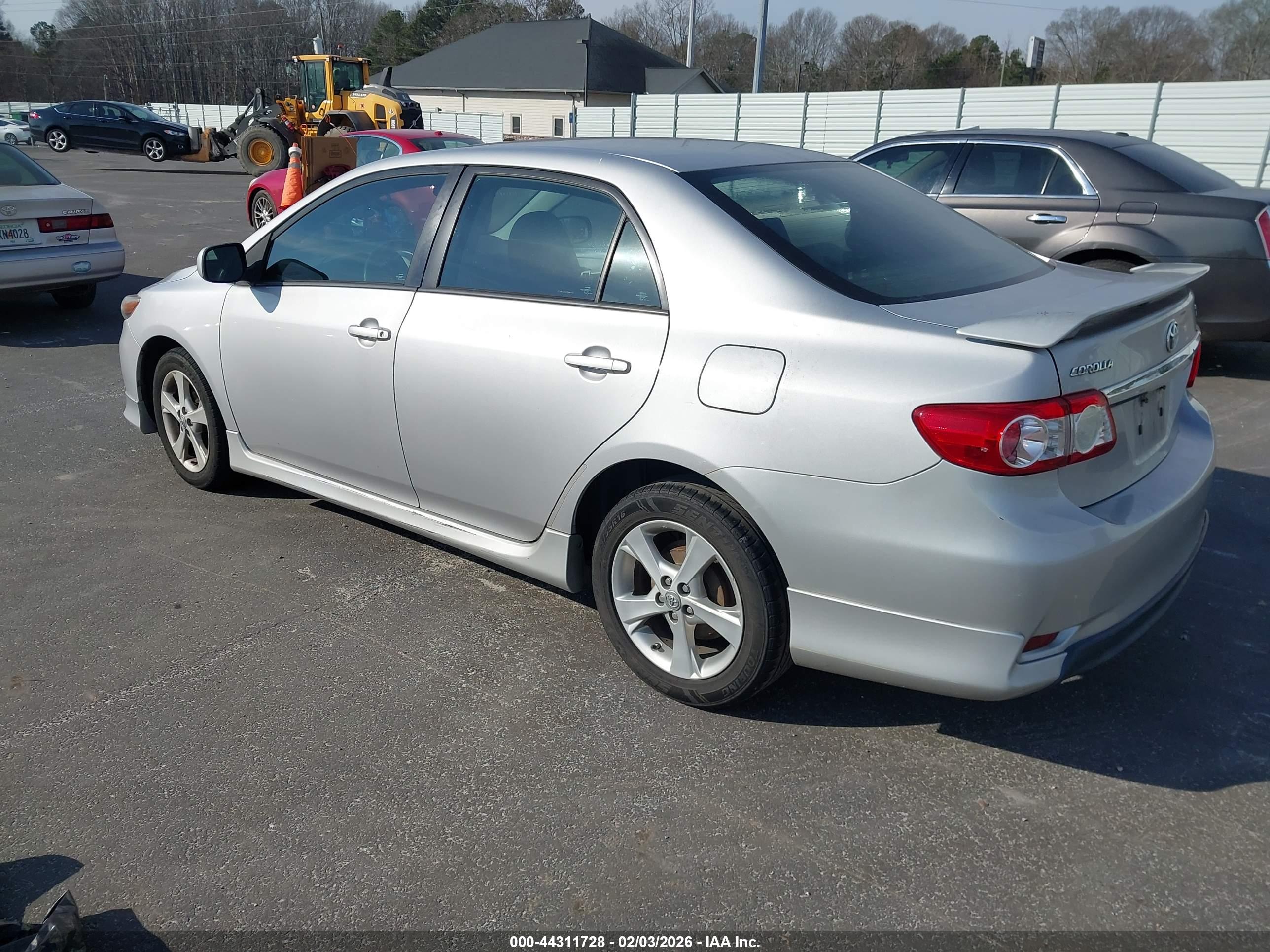 TOYOTA COROLLA image 3