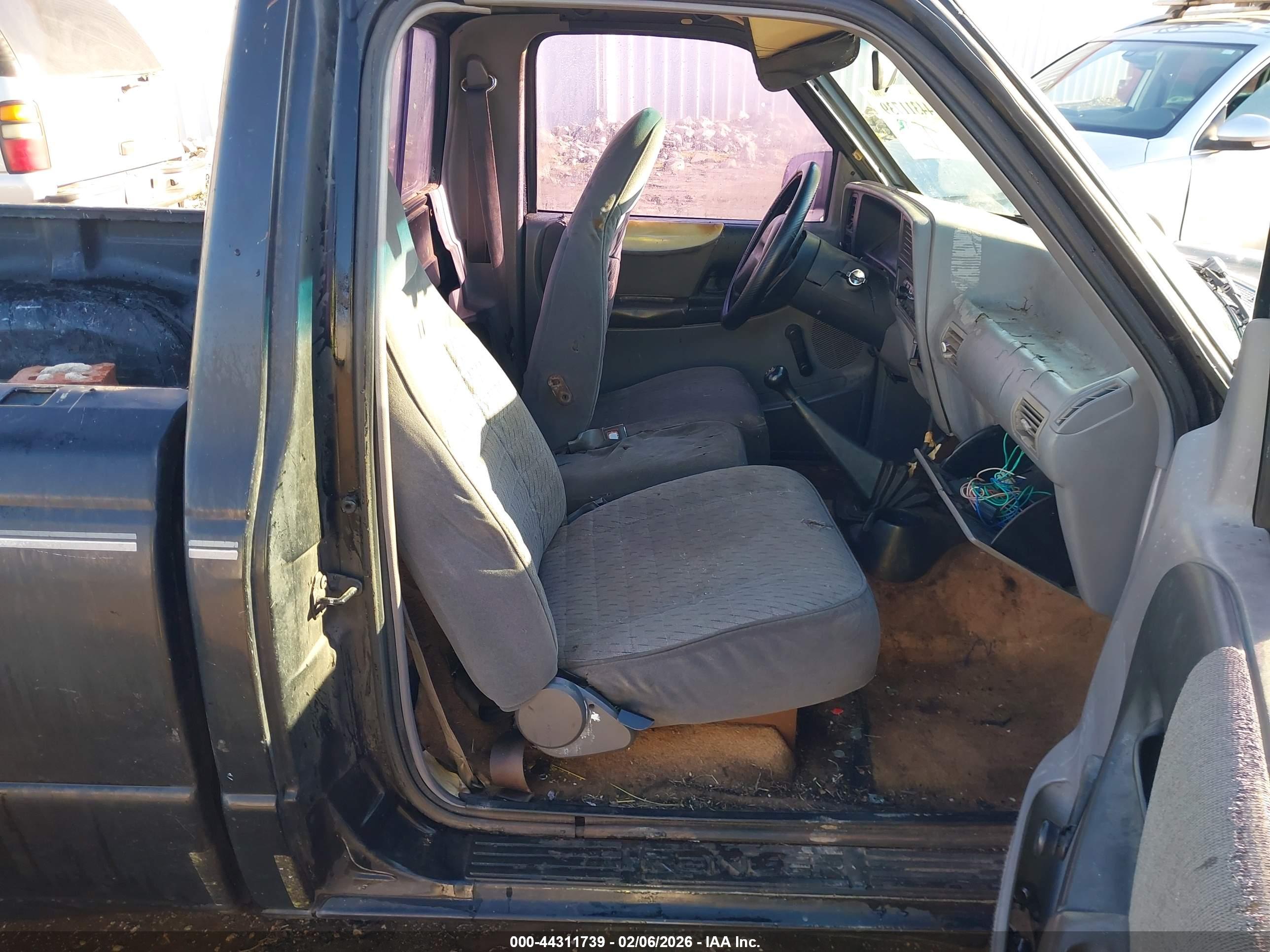 FORD RANGER image 5