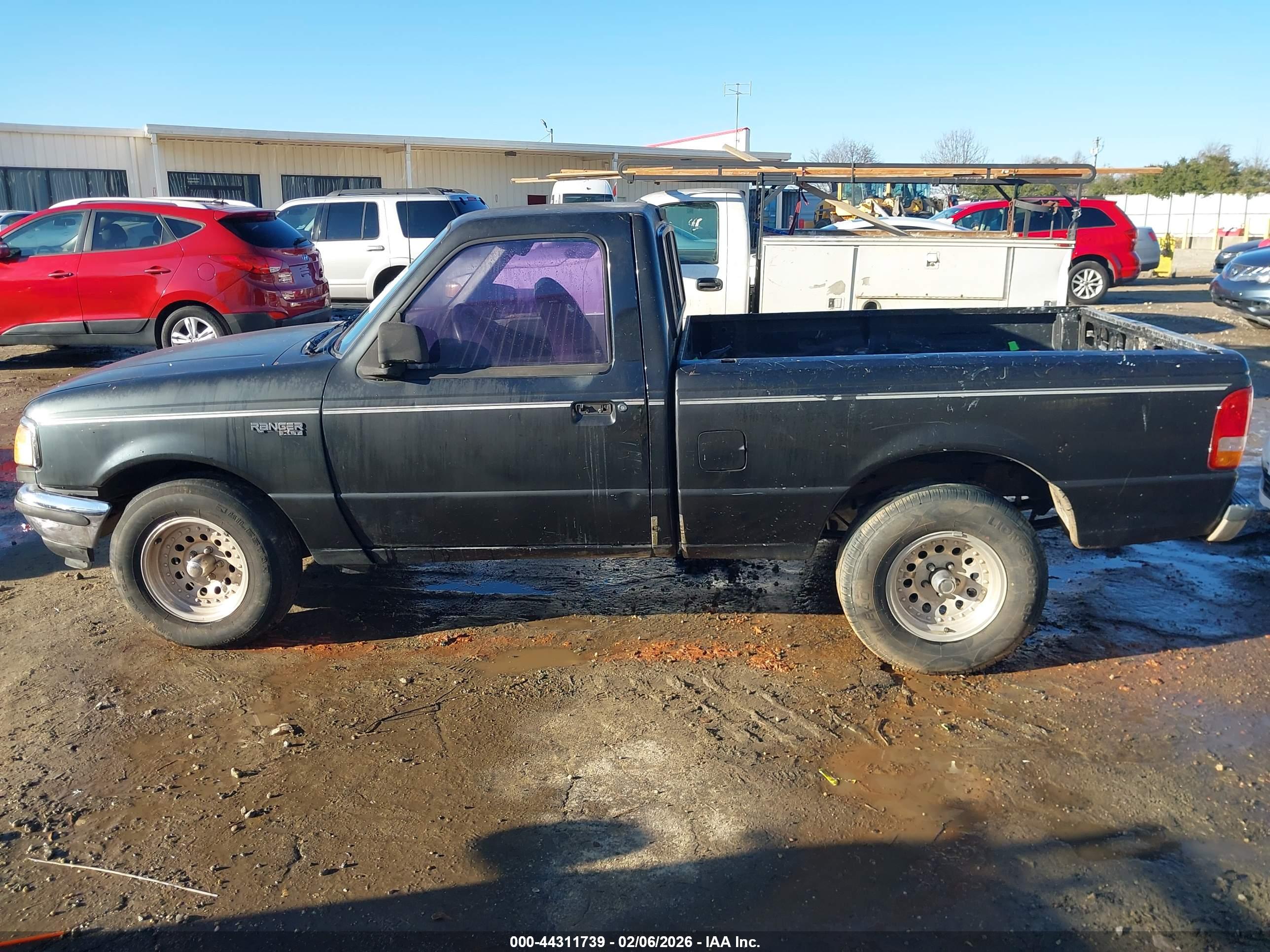FORD RANGER image 6