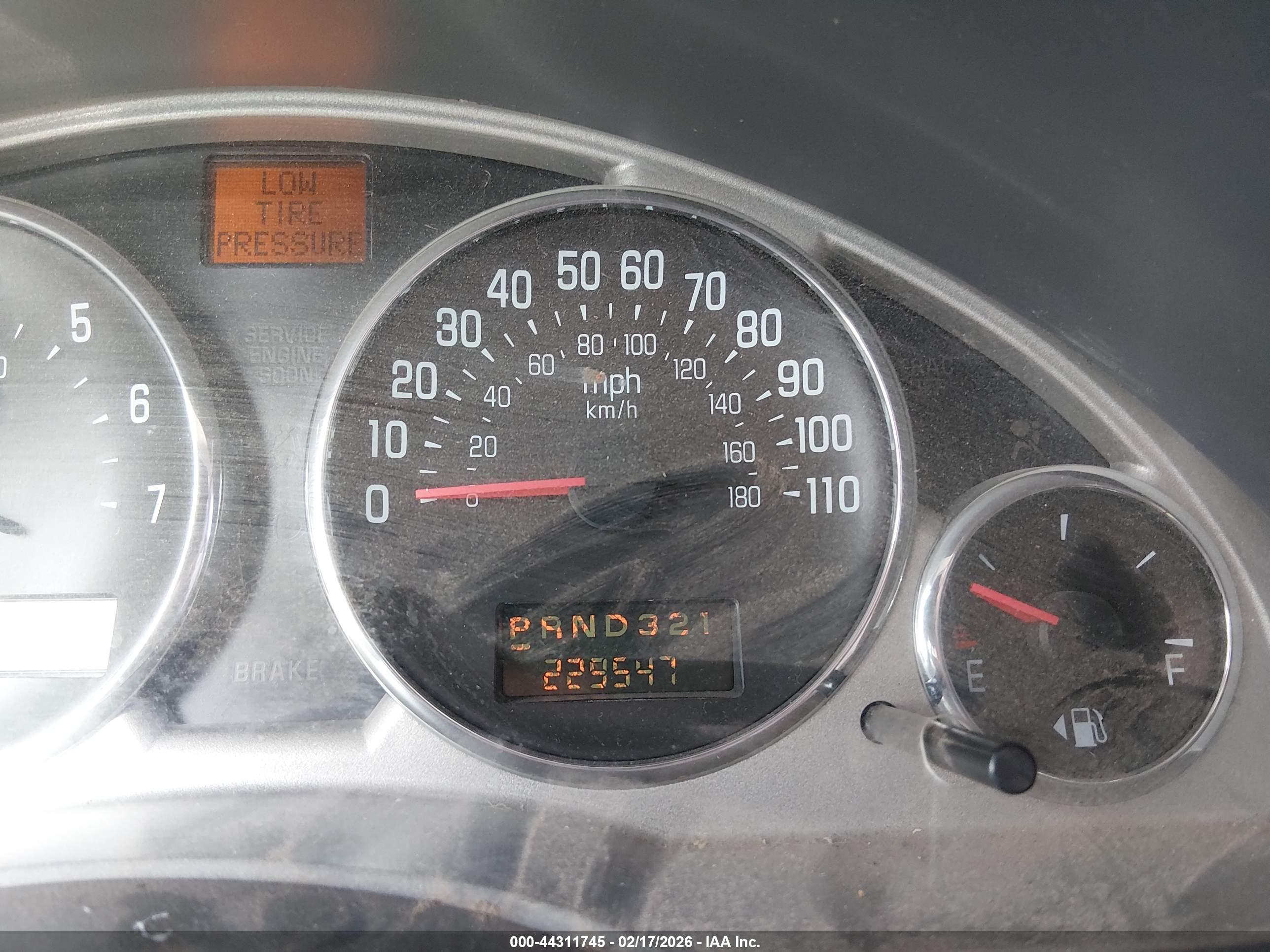 BUICK RENDEZVOUS image 7