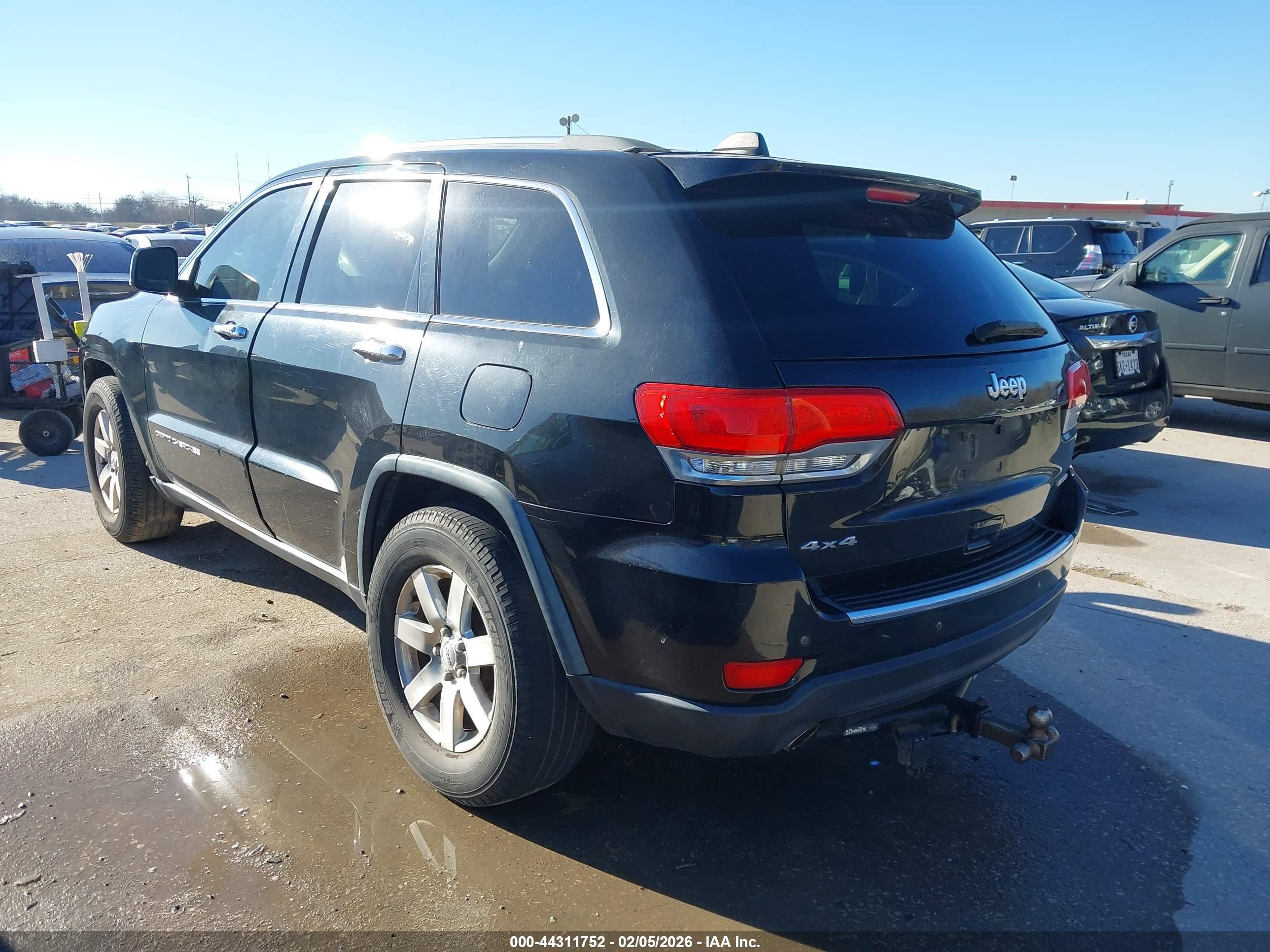 JEEP GRAND image 3
