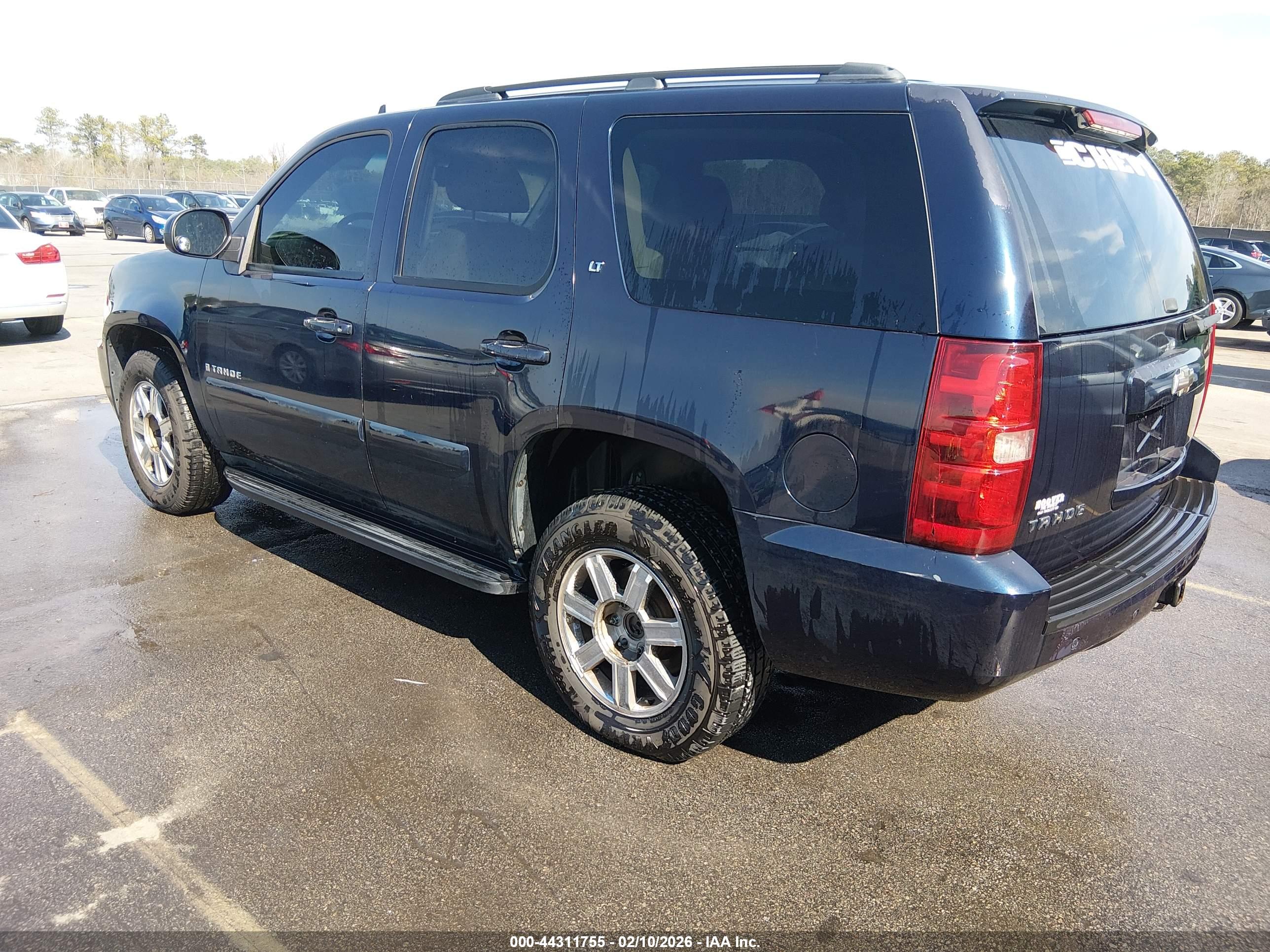 CHEVROLET TAHOE image 3
