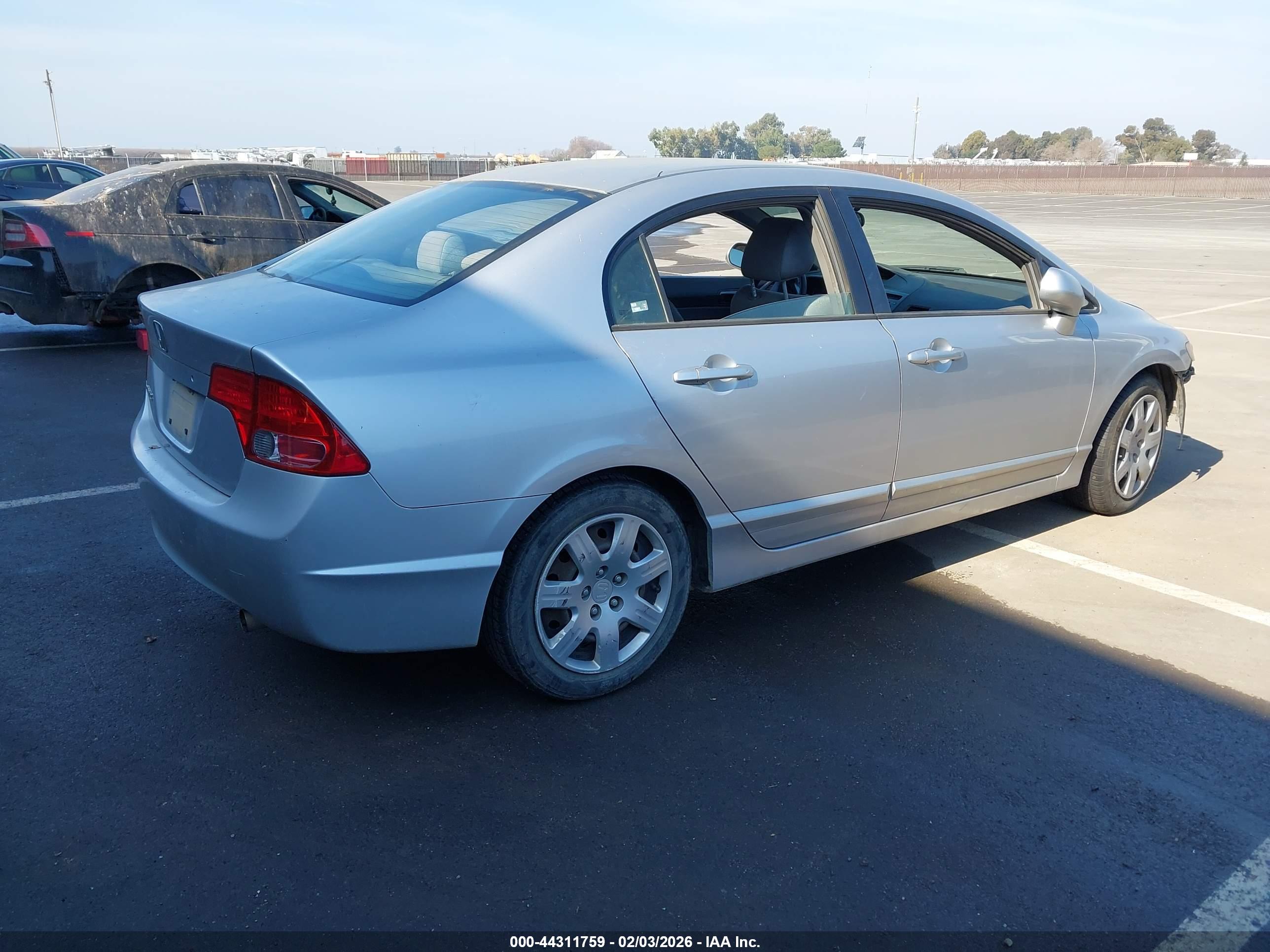 HONDA CIVIC image 4