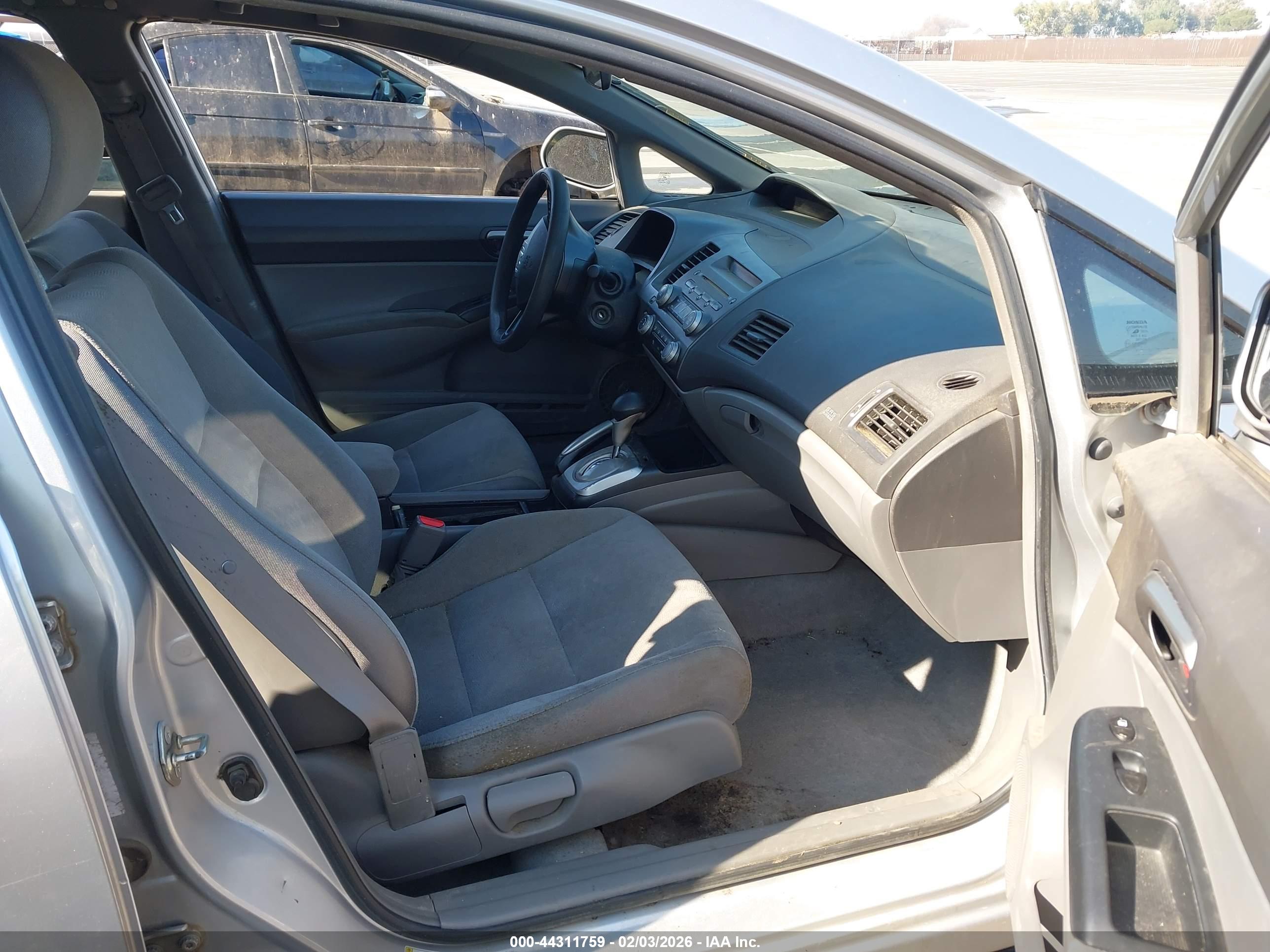 HONDA CIVIC image 5