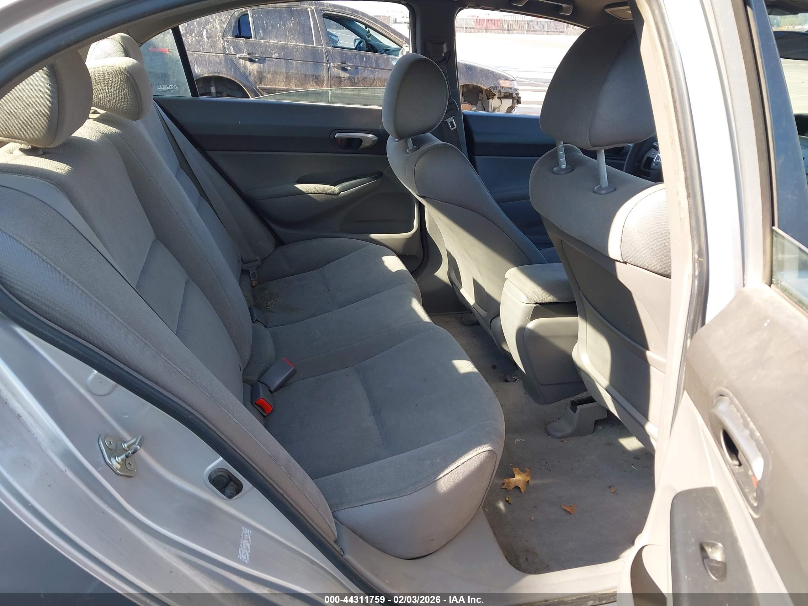 HONDA CIVIC image 8