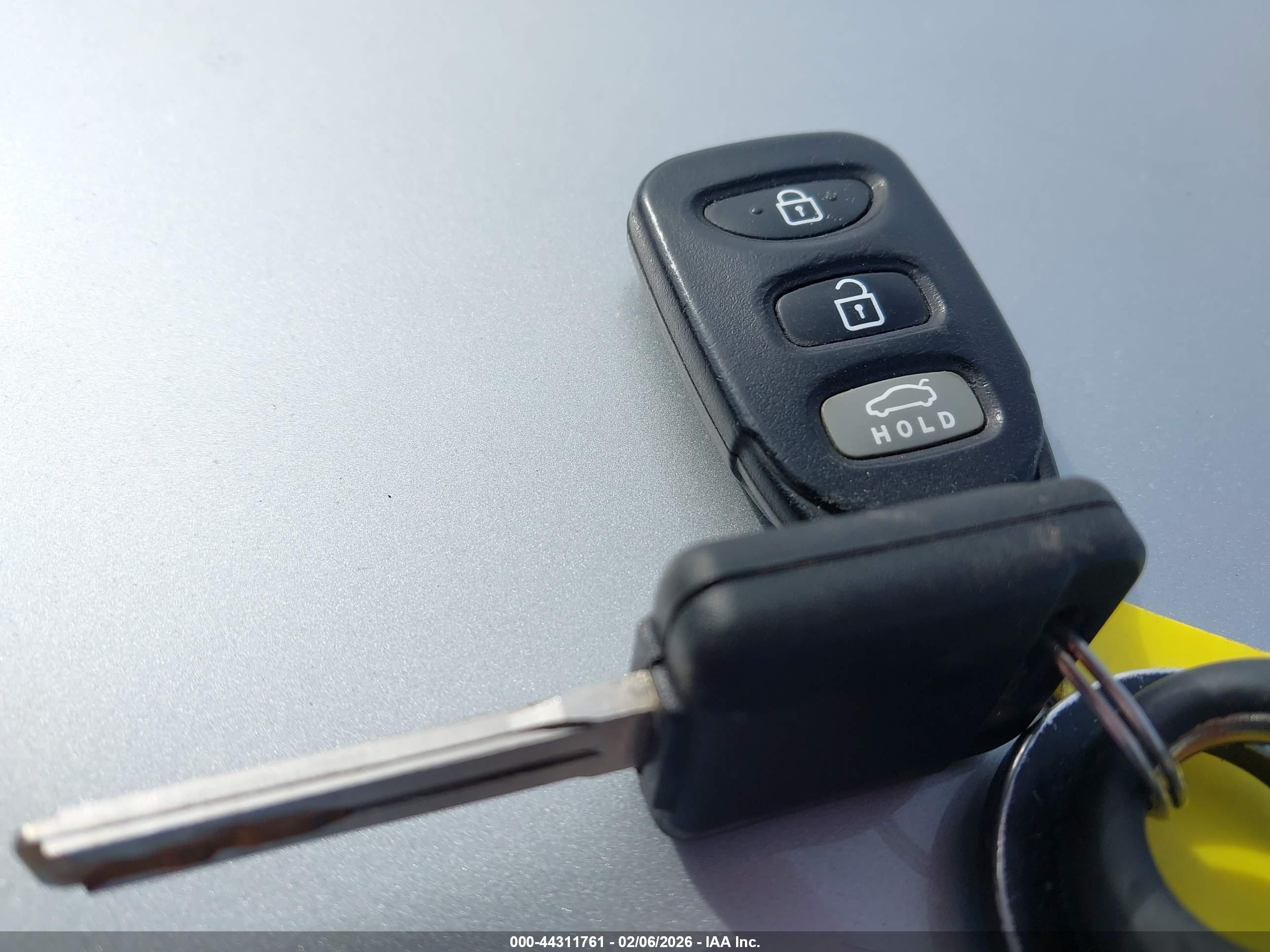 HYUNDAI SONATA image 11