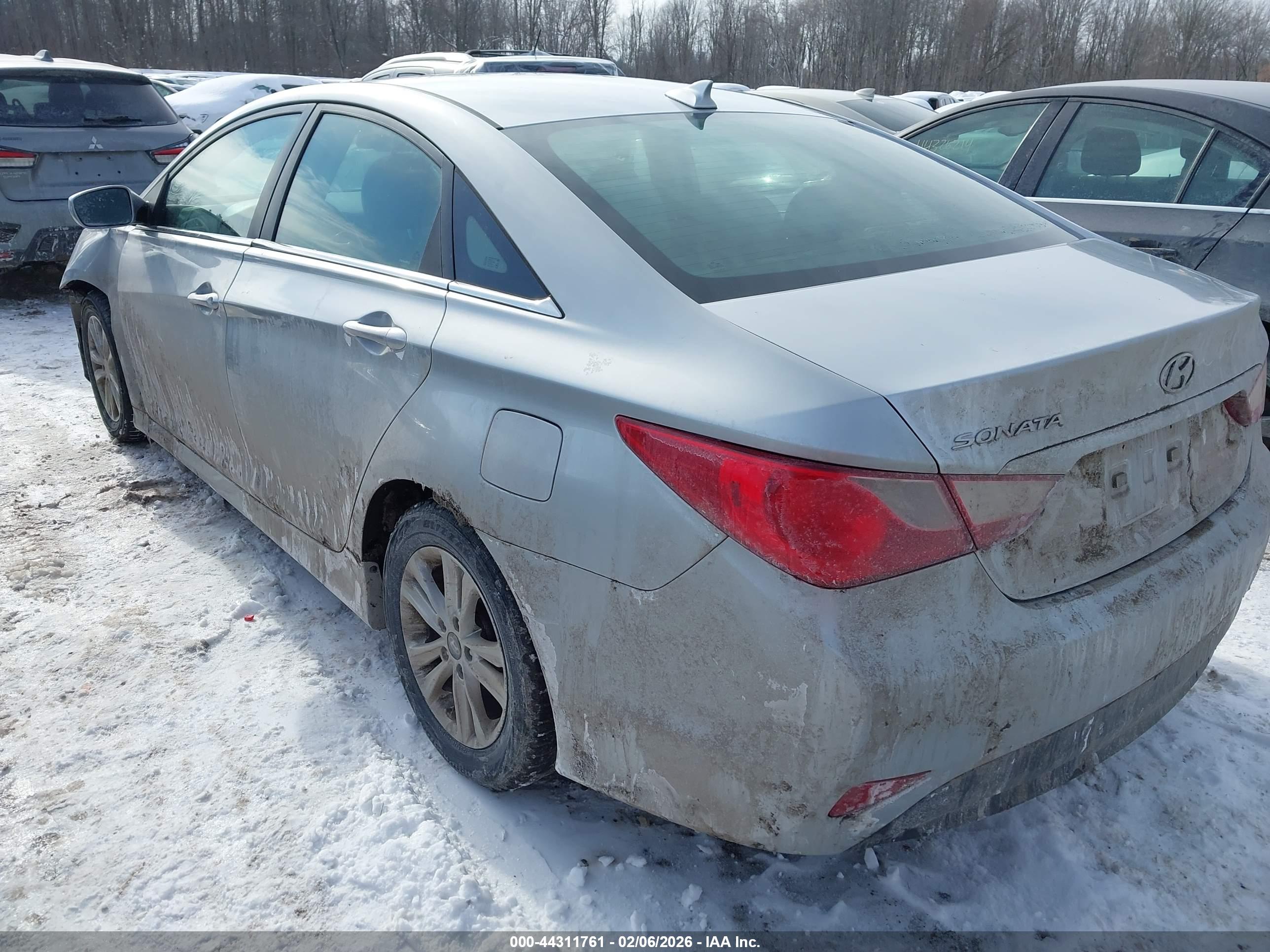 HYUNDAI SONATA image 3