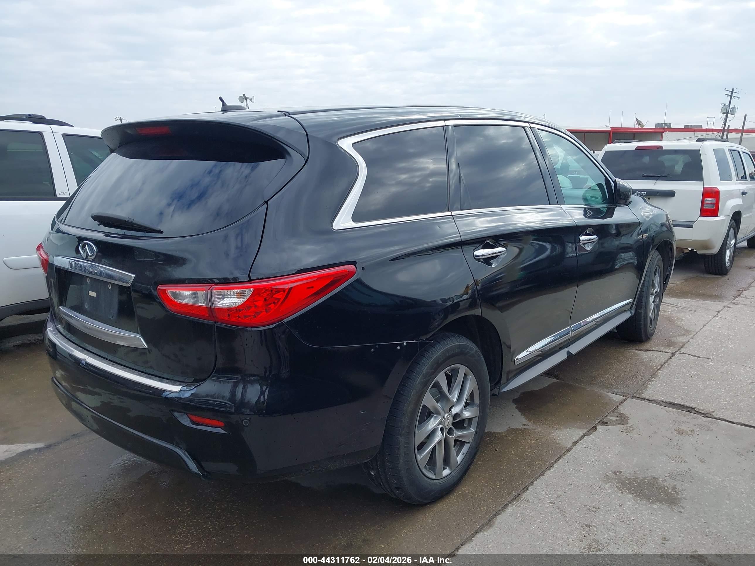 INFINITI JX35 image 4