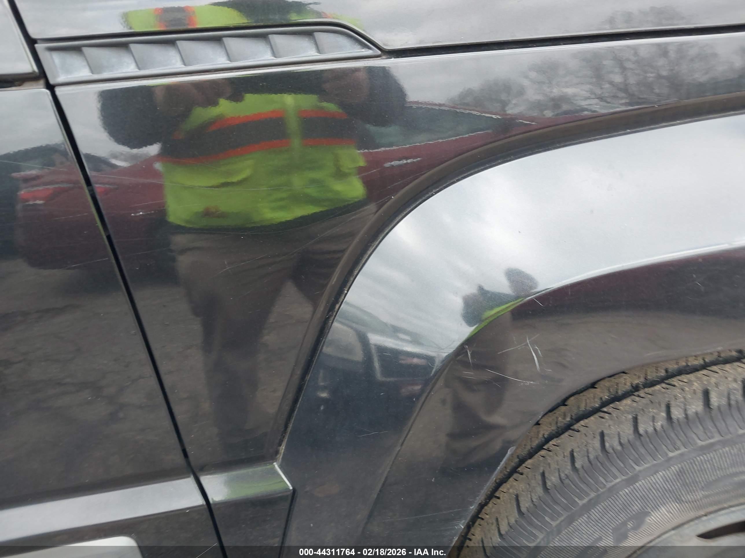 JEEP LIBERTY image 6