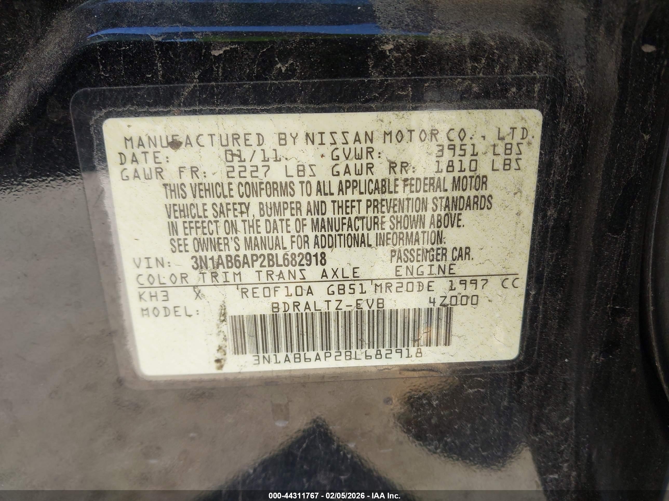 NISSAN SENTRA image 9
