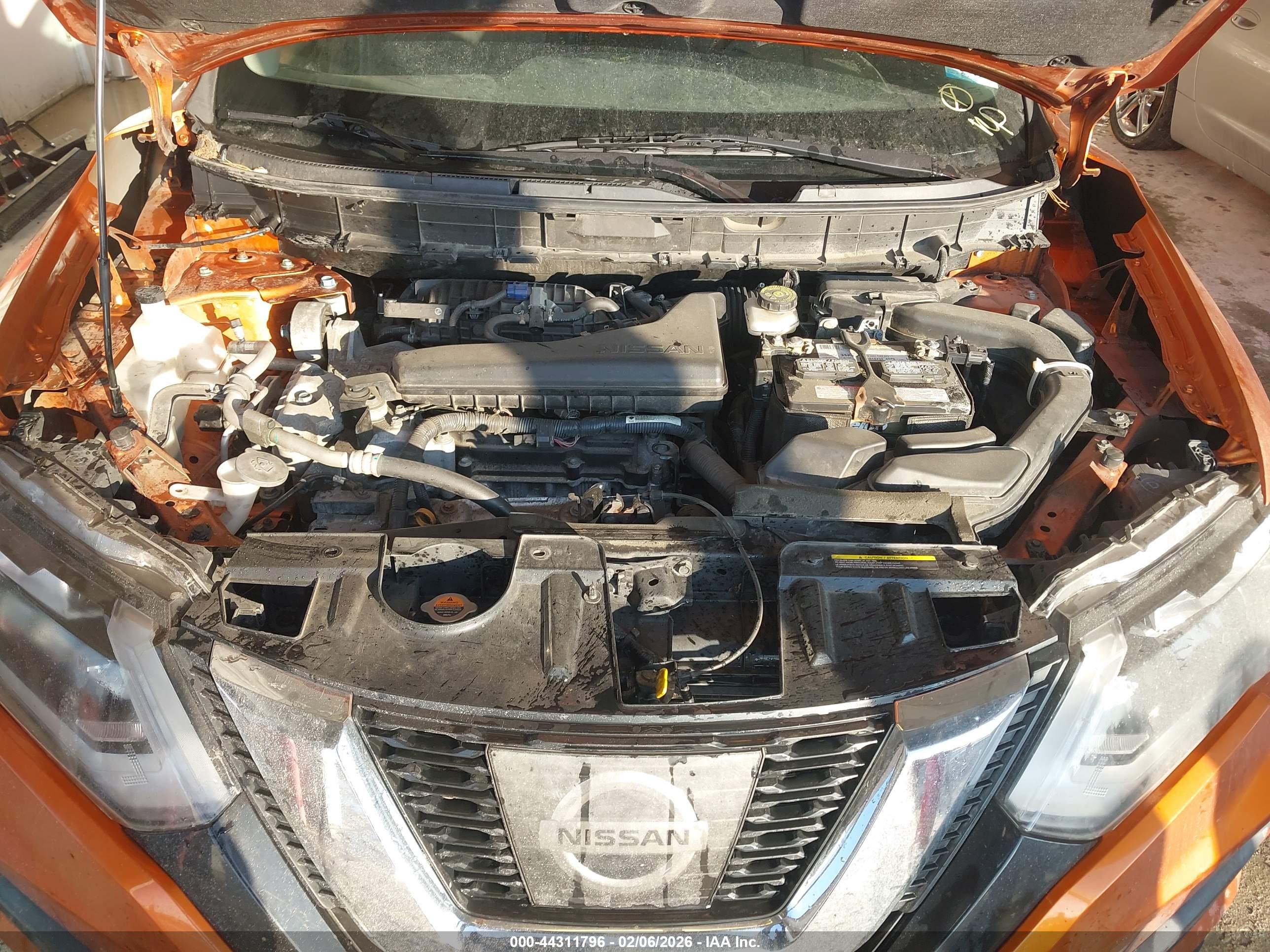 NISSAN ROGUE image 10