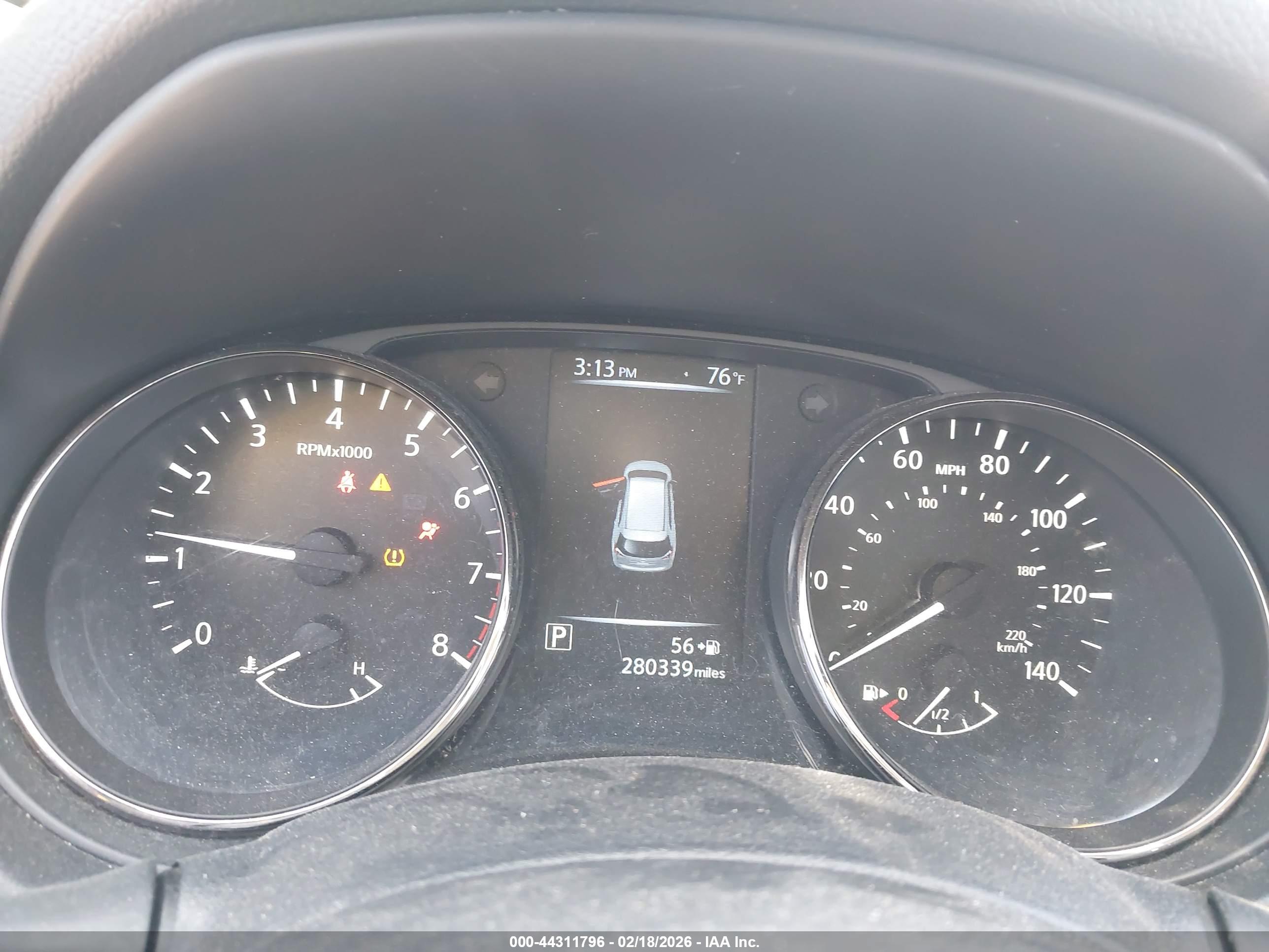 NISSAN ROGUE image 7