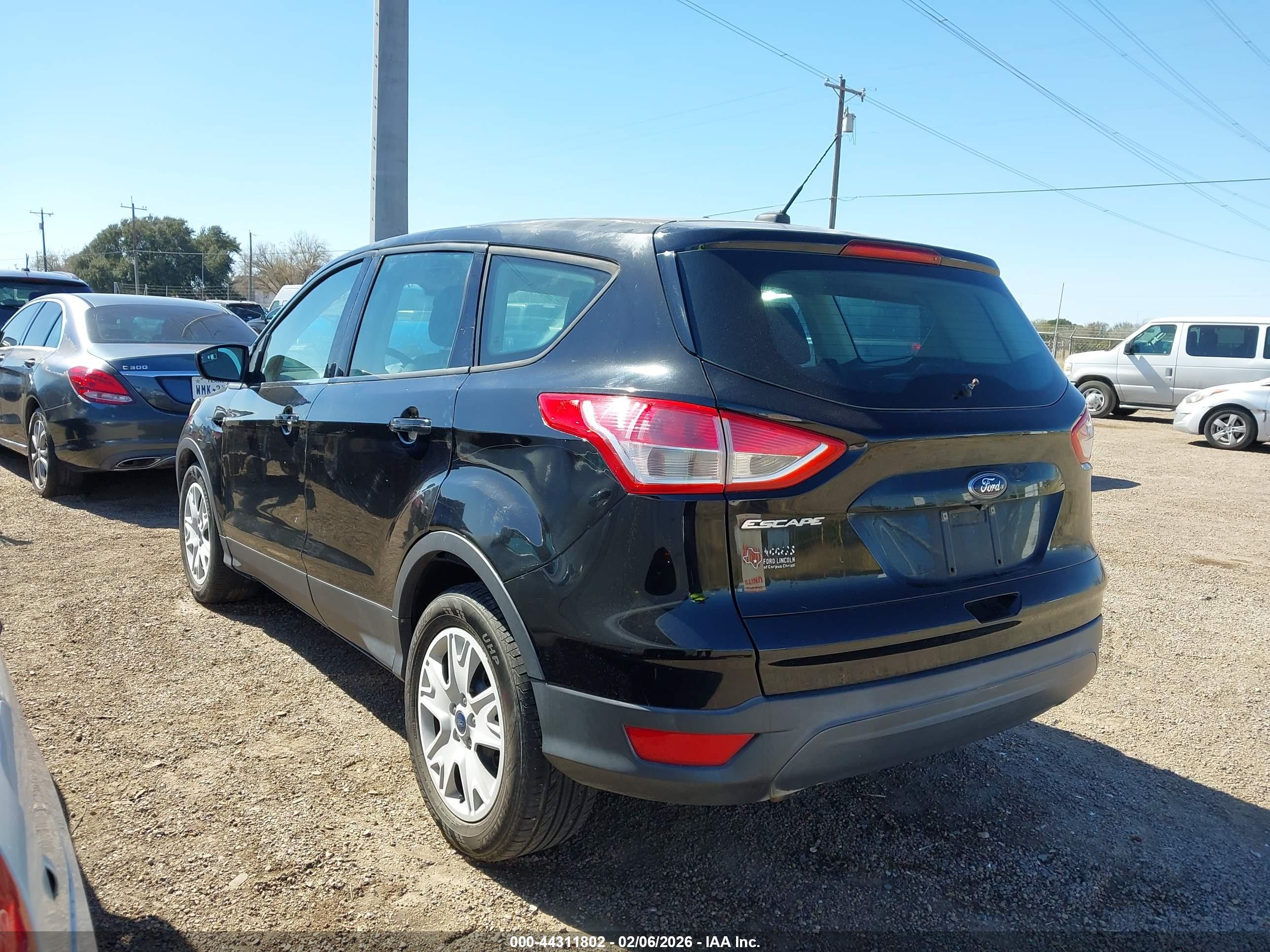 FORD ESCAPE image 3