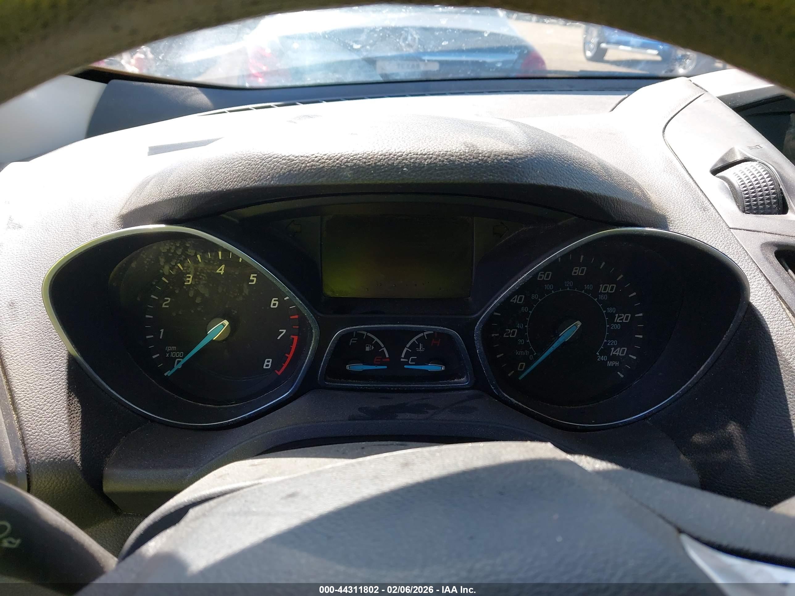 FORD ESCAPE image 7
