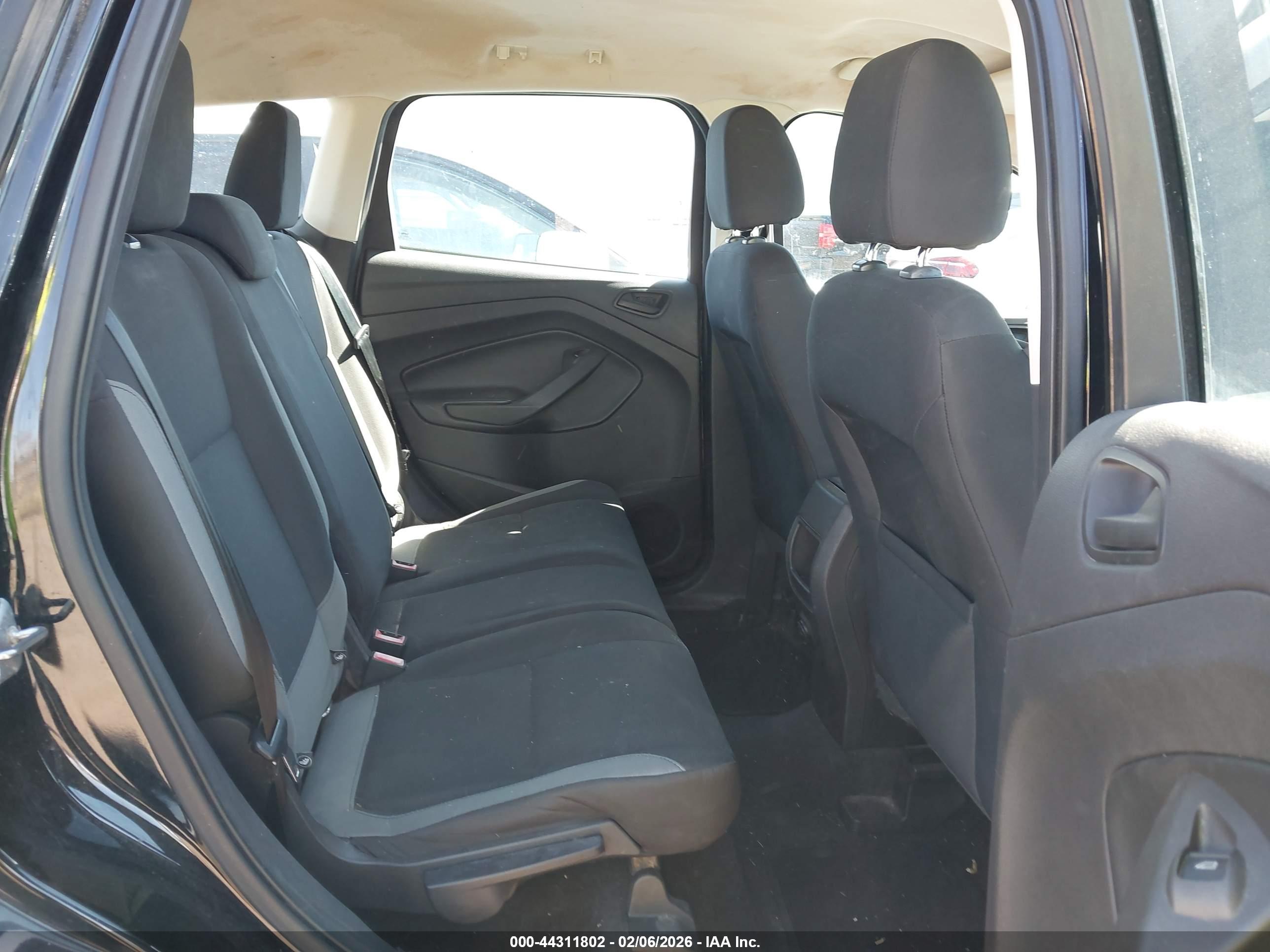 FORD ESCAPE image 8