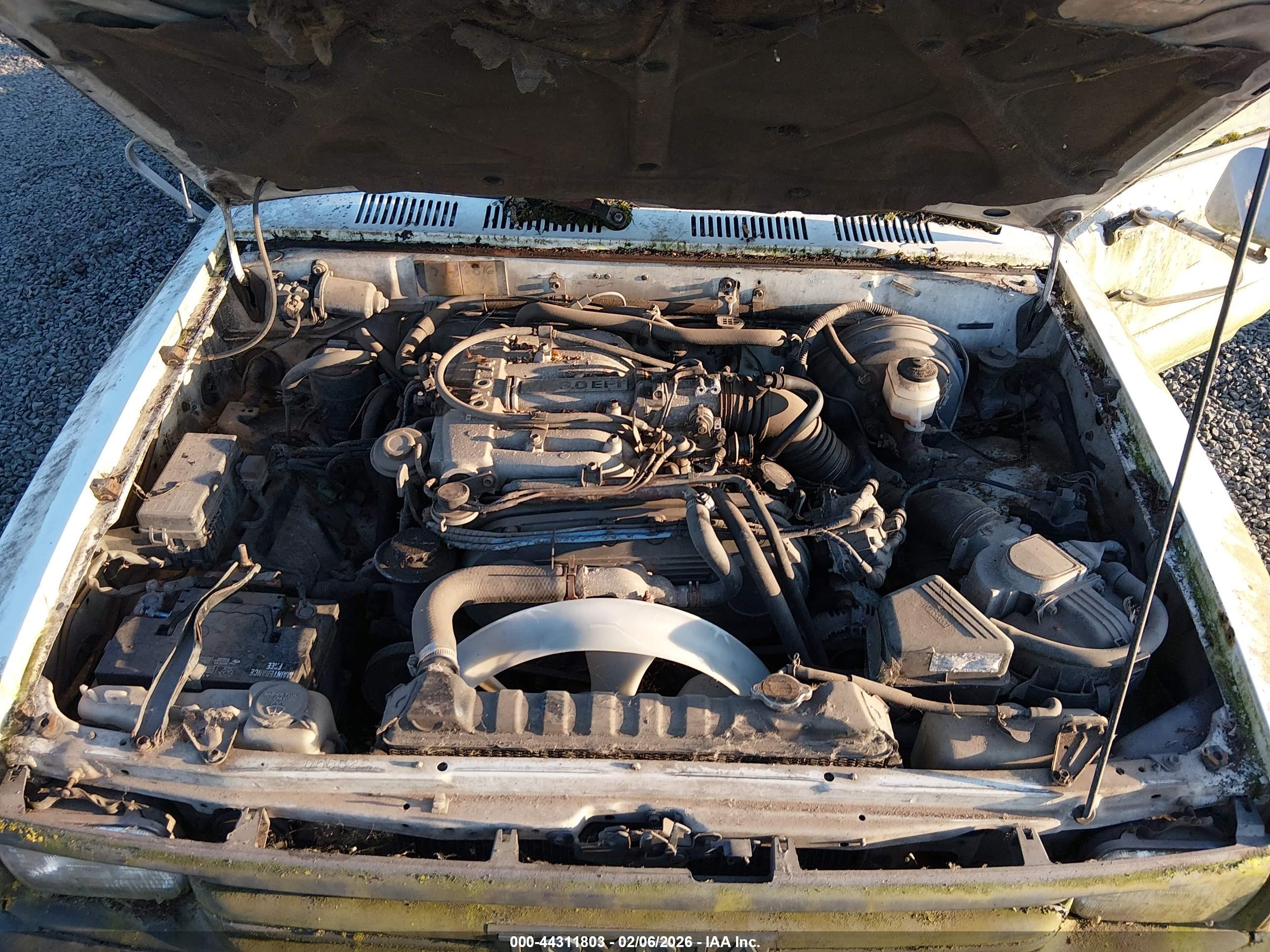 TOYOTA PICKUP image 10