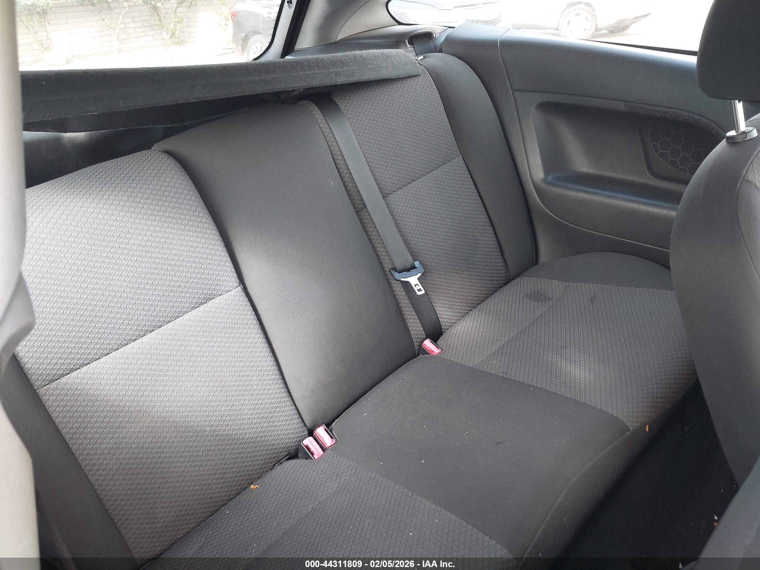 FORD FOCUS image 8