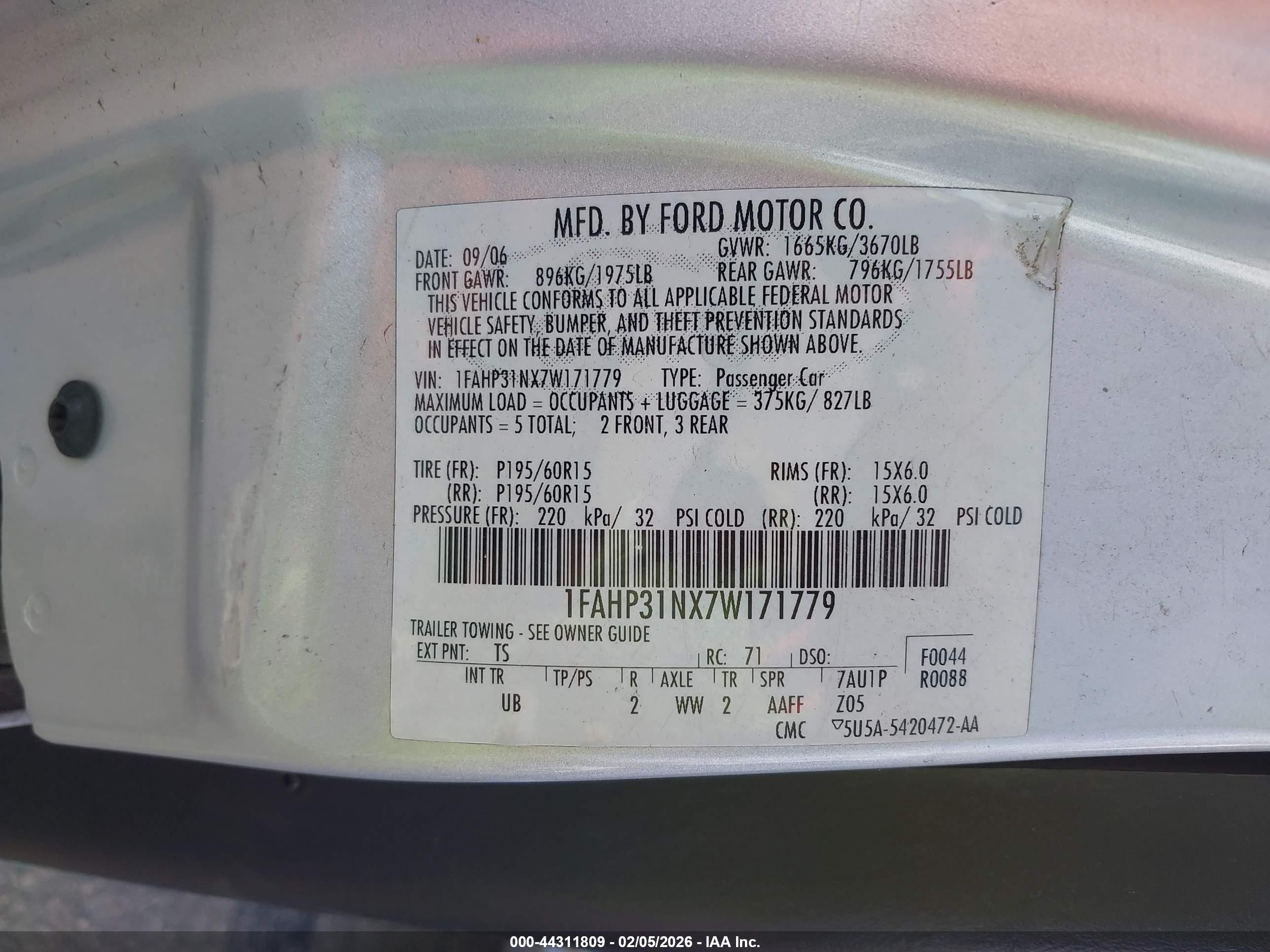 FORD FOCUS image 9