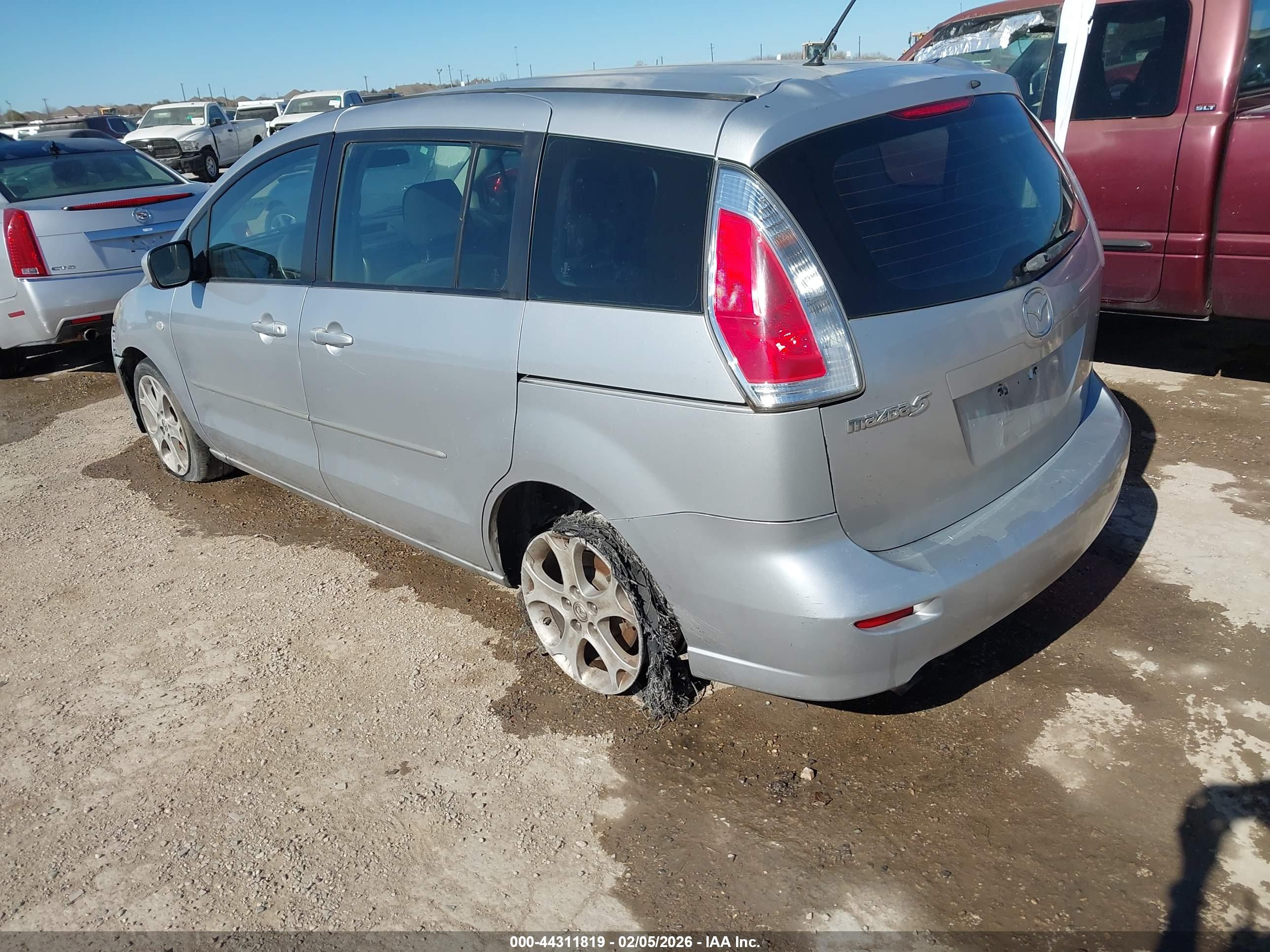 MAZDA MAZDA5 image 3