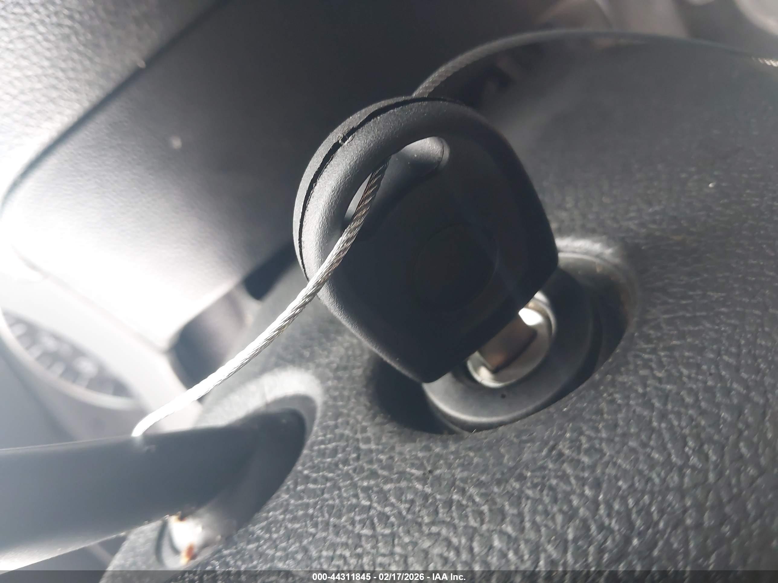 VOLKSWAGEN JETTA image 11
