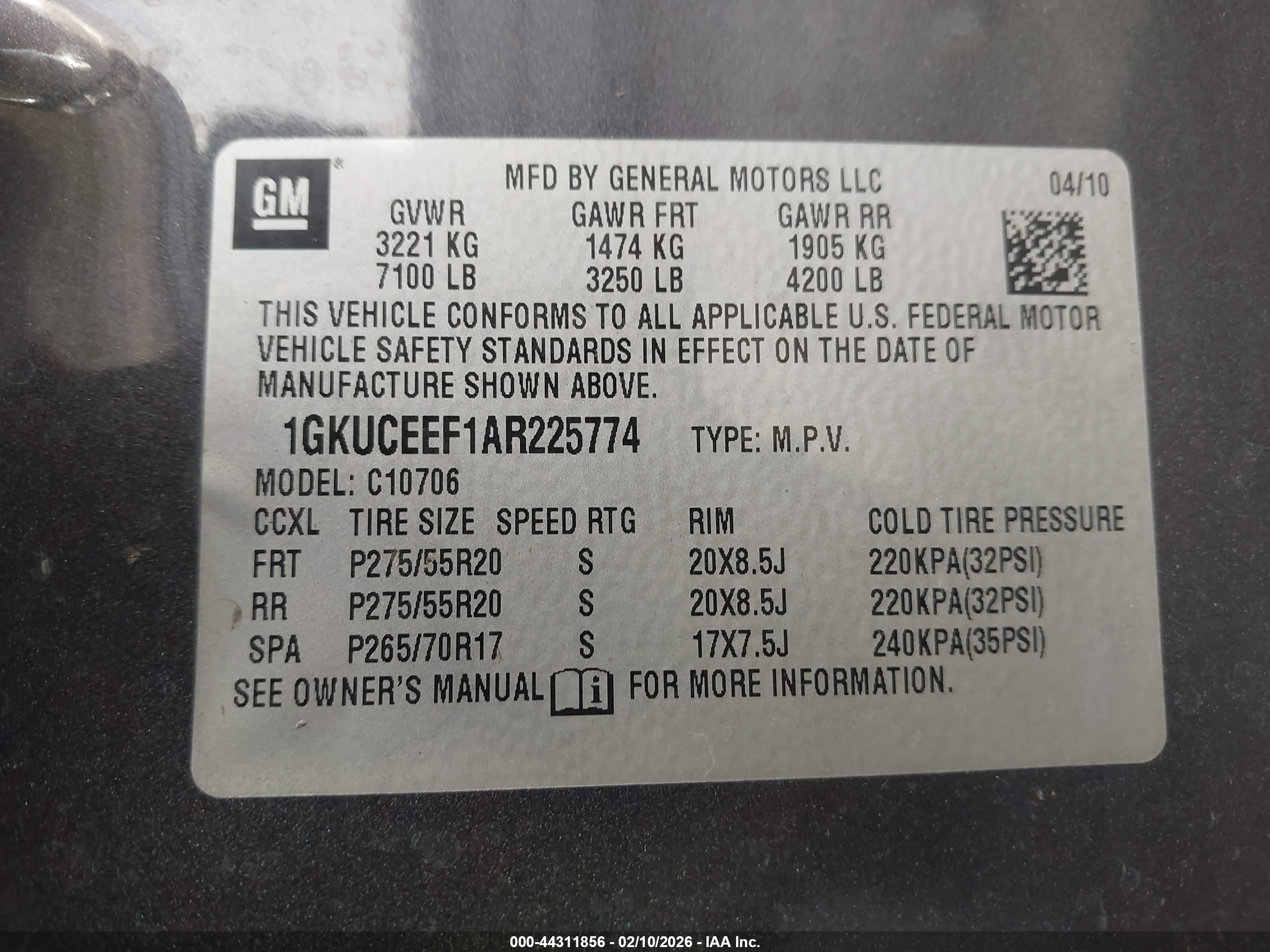 GMC YUKON image 9