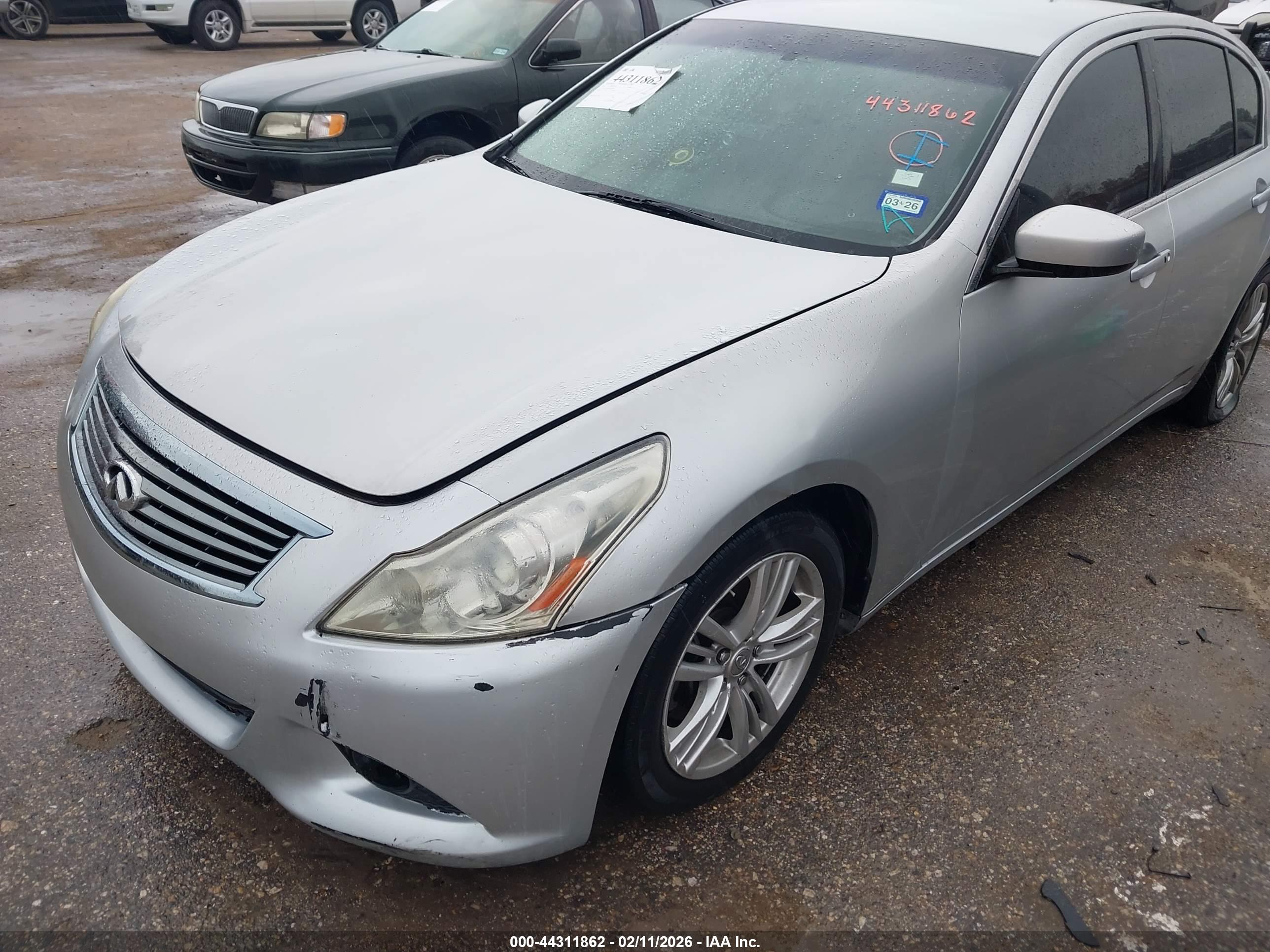 INFINITI G37 image 6