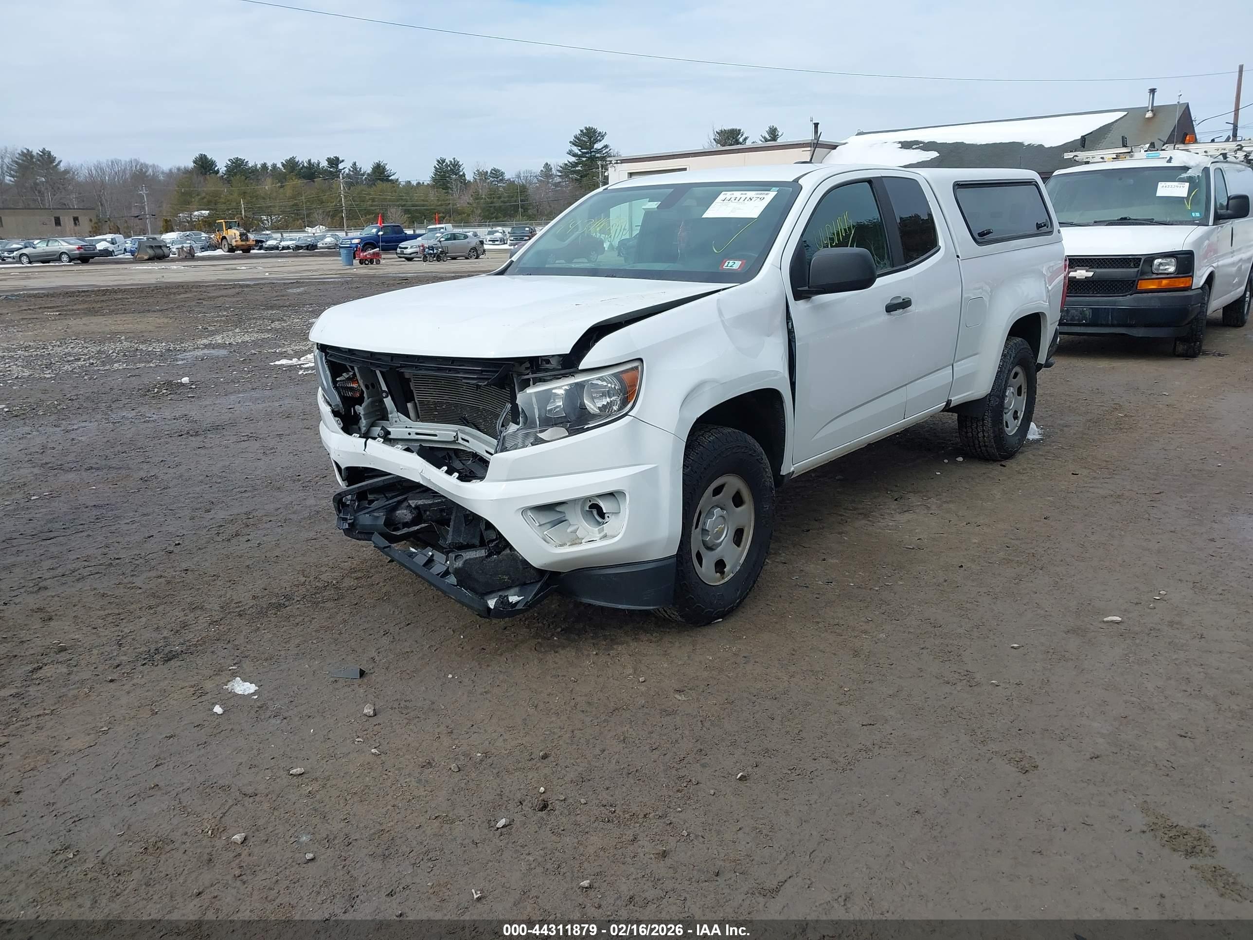 CHEVROLET COLORADO image 2