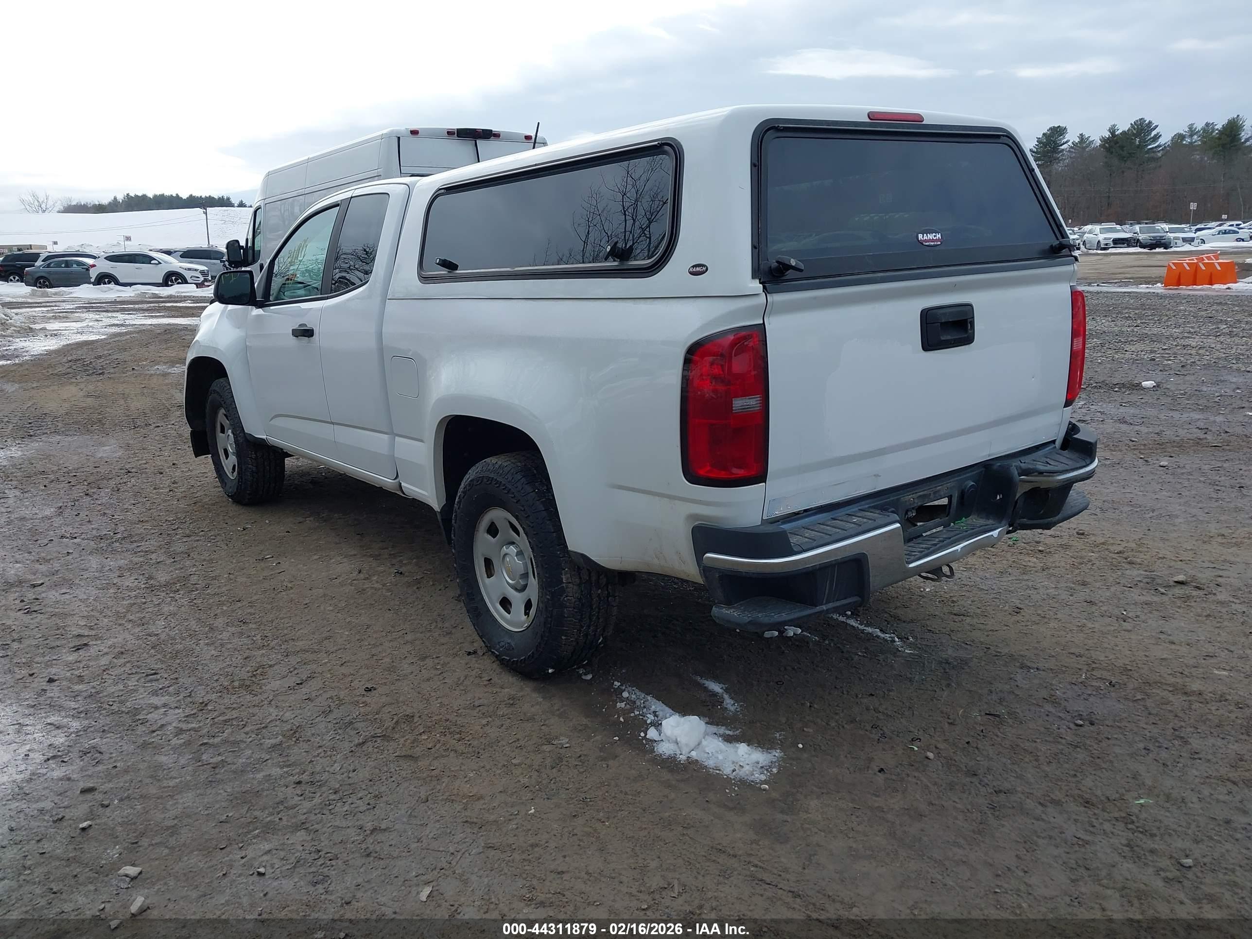 CHEVROLET COLORADO image 3