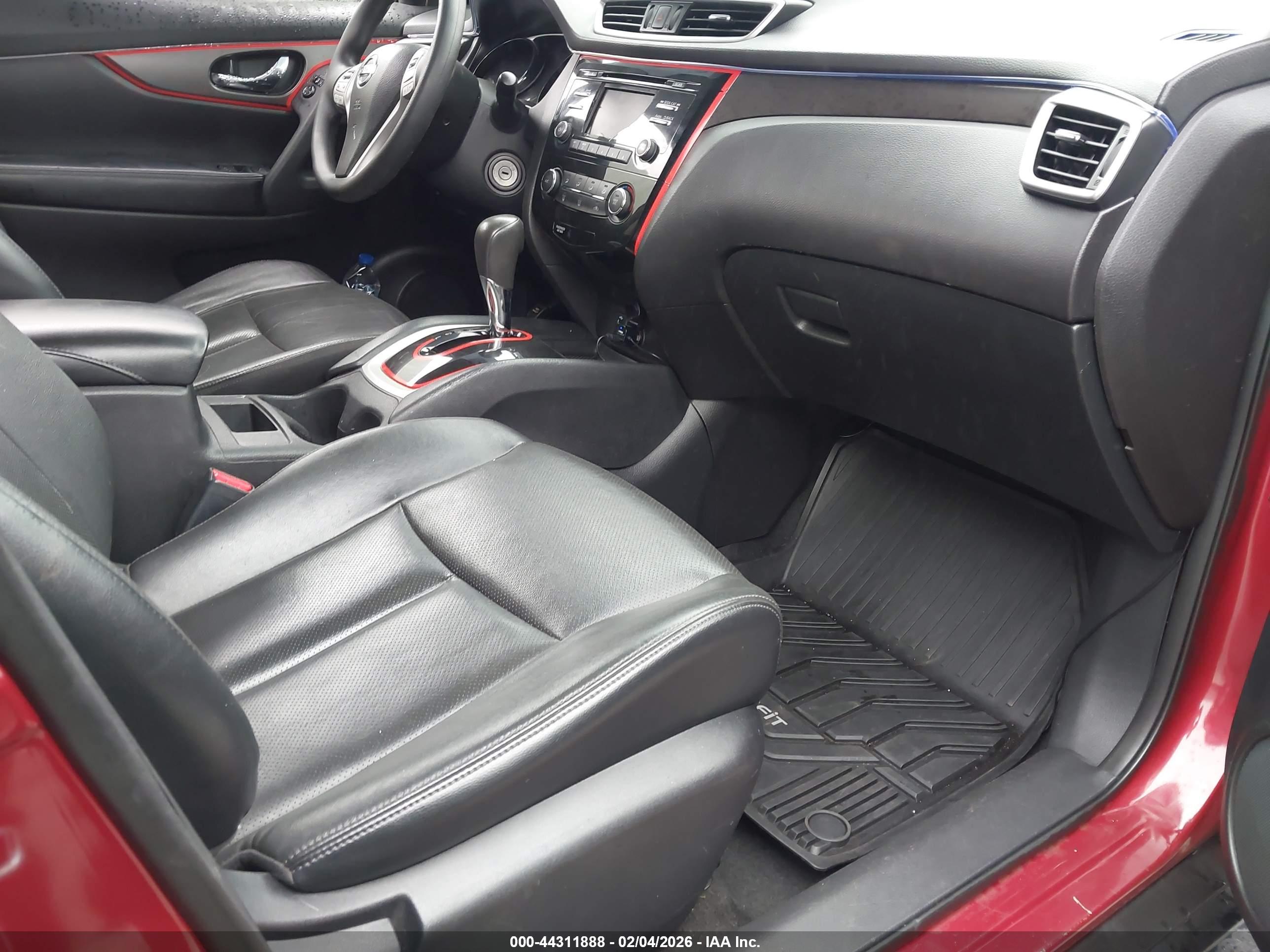 NISSAN ROGUE image 5