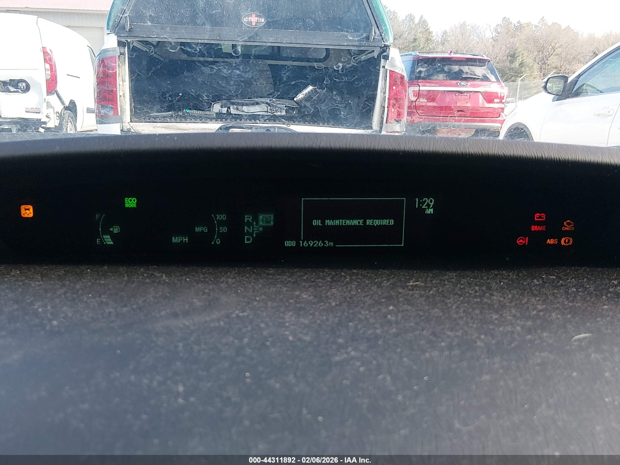 TOYOTA PRIUS image 7