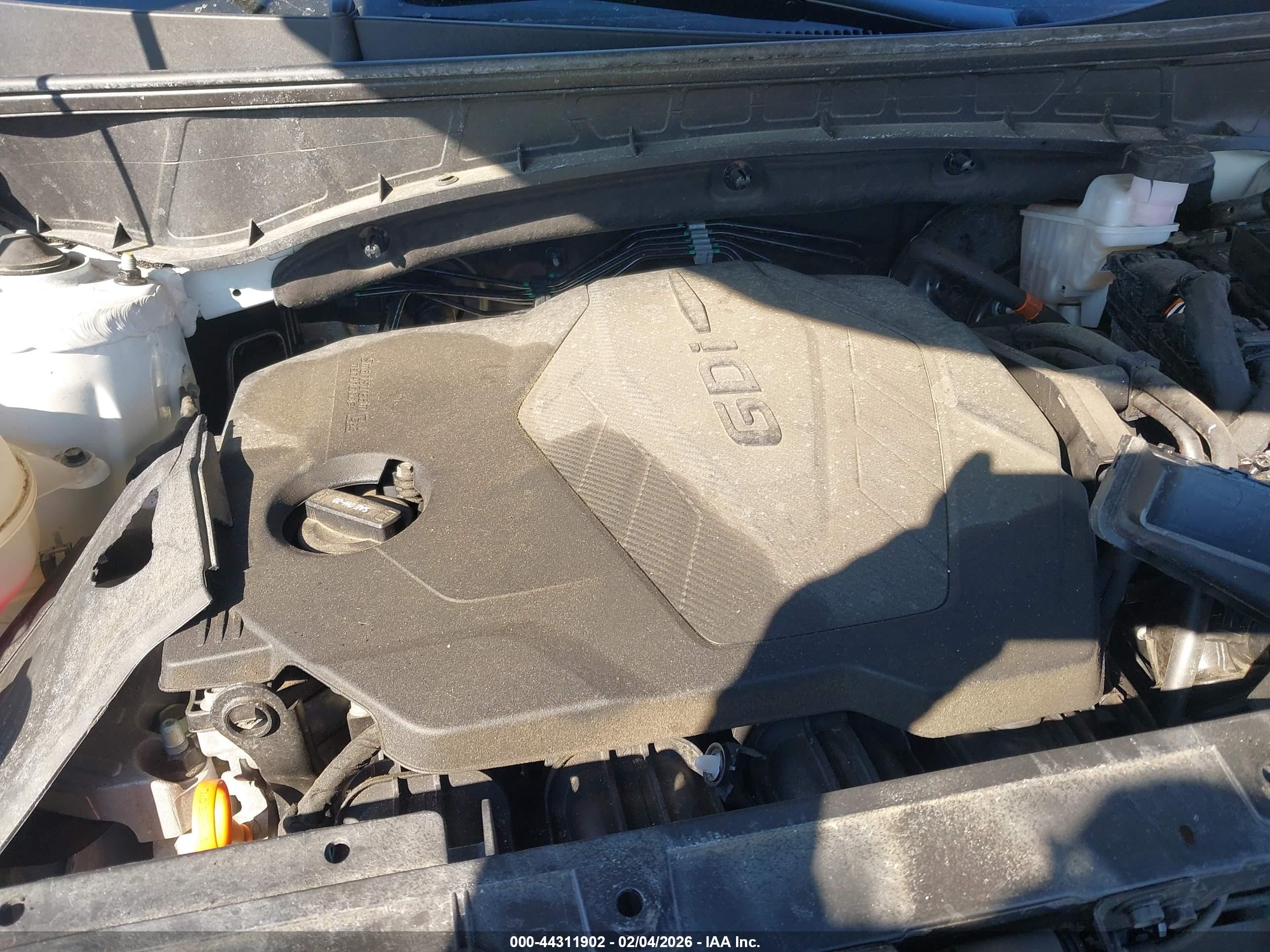 HYUNDAI TUCSON image 10