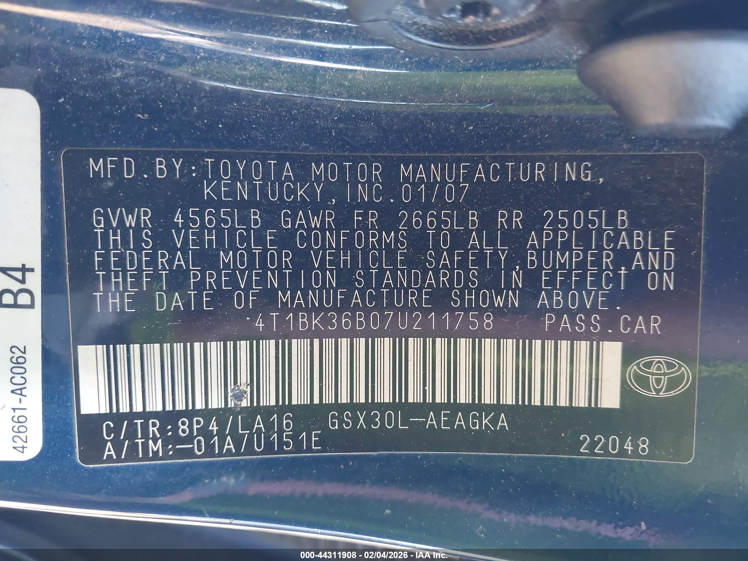 TOYOTA AVALON image 9