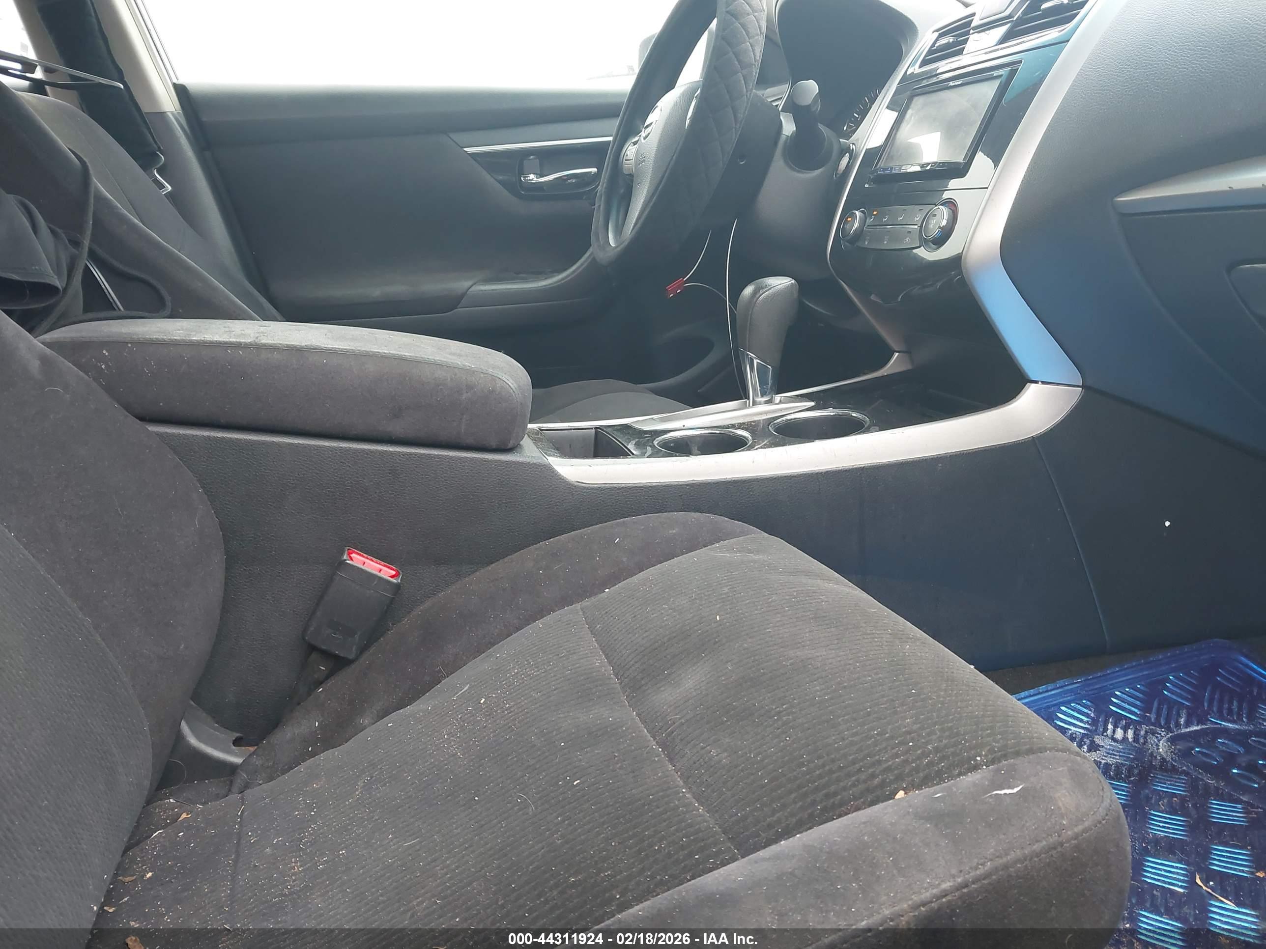 NISSAN ALTIMA image 5