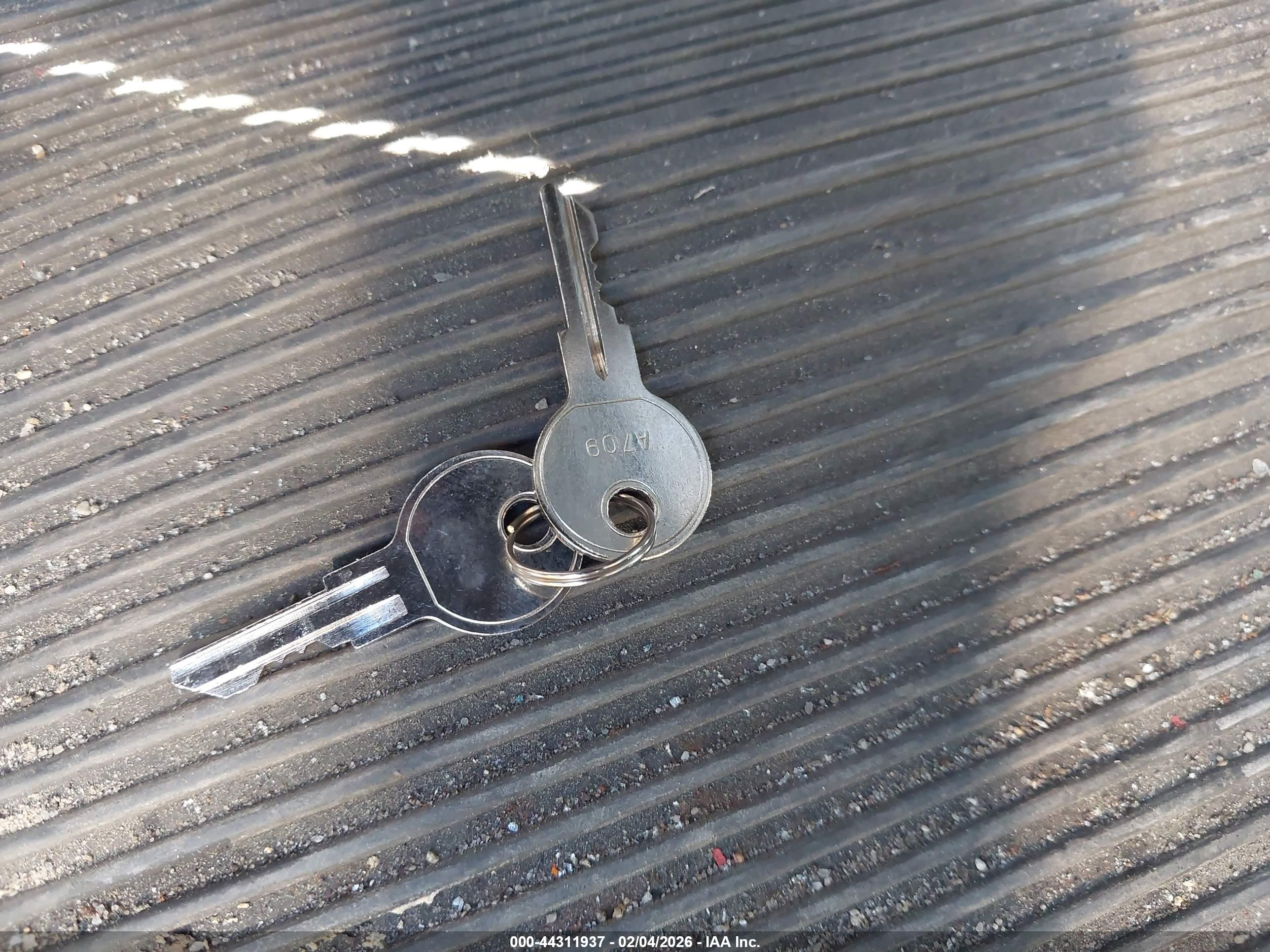 KENWORTH CONSTRUCTION image 11