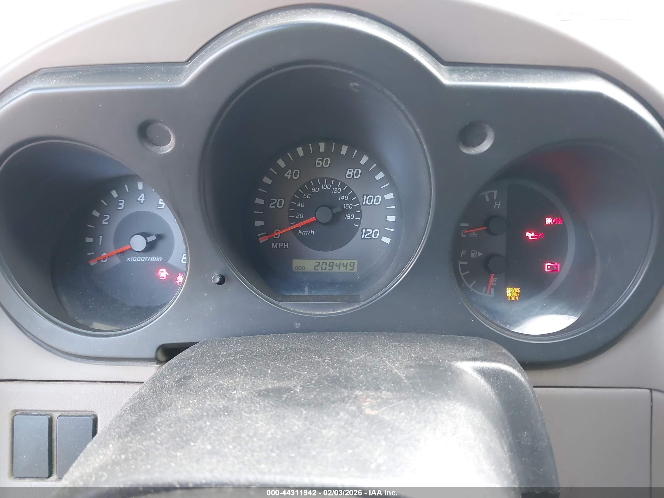 NISSAN FRONTIER image 7