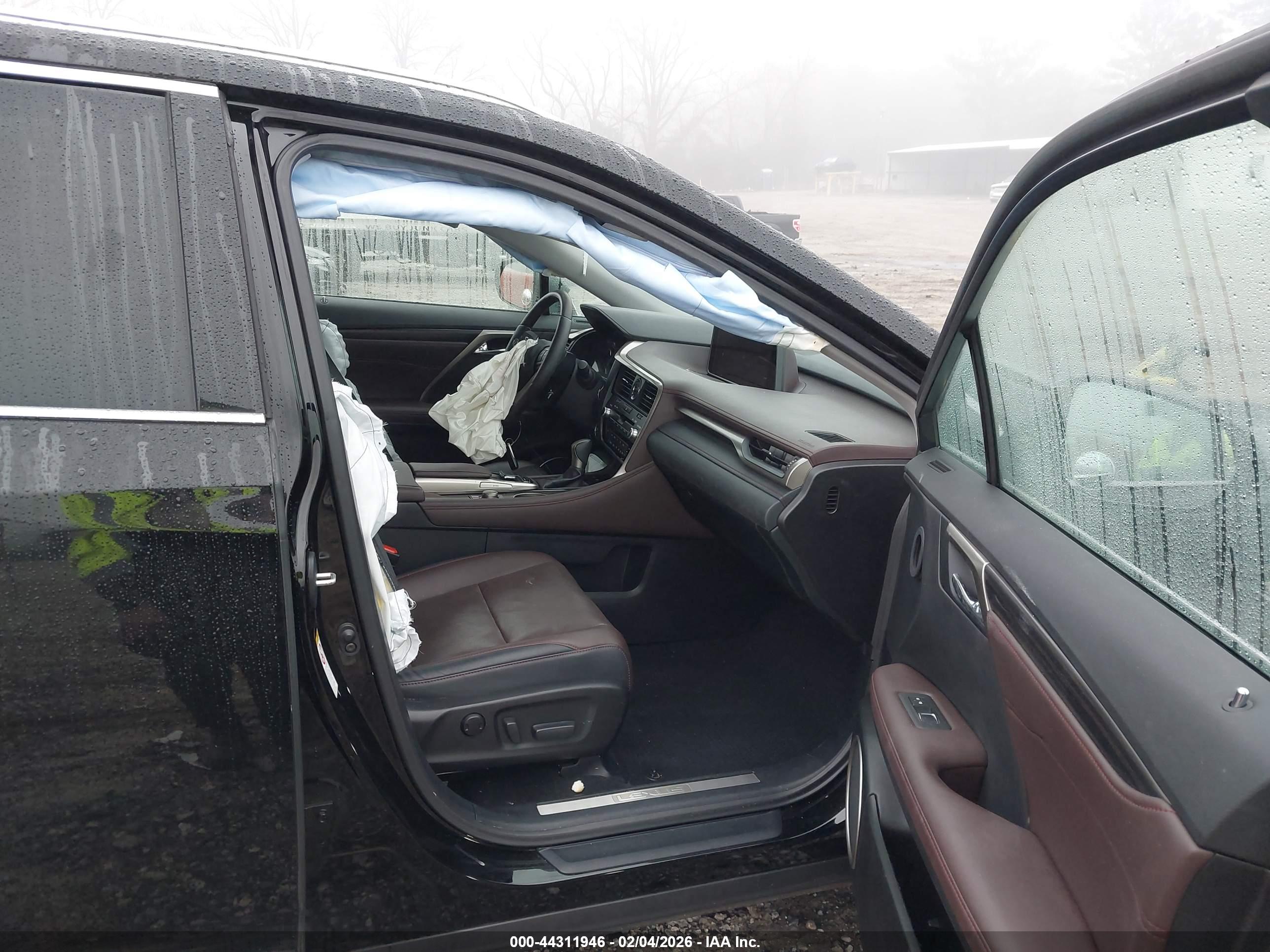 LEXUS RX image 5