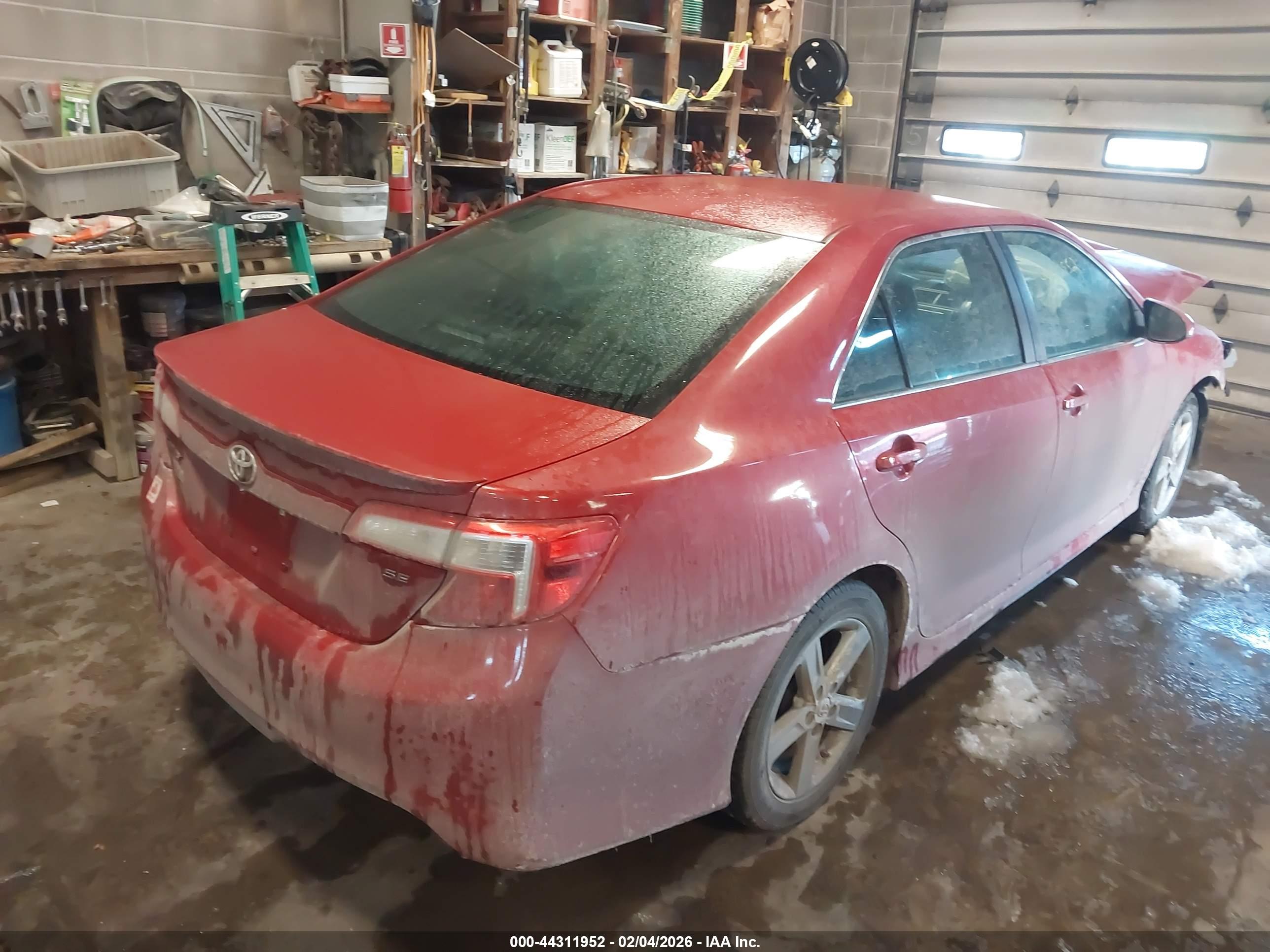 TOYOTA CAMRY image 4