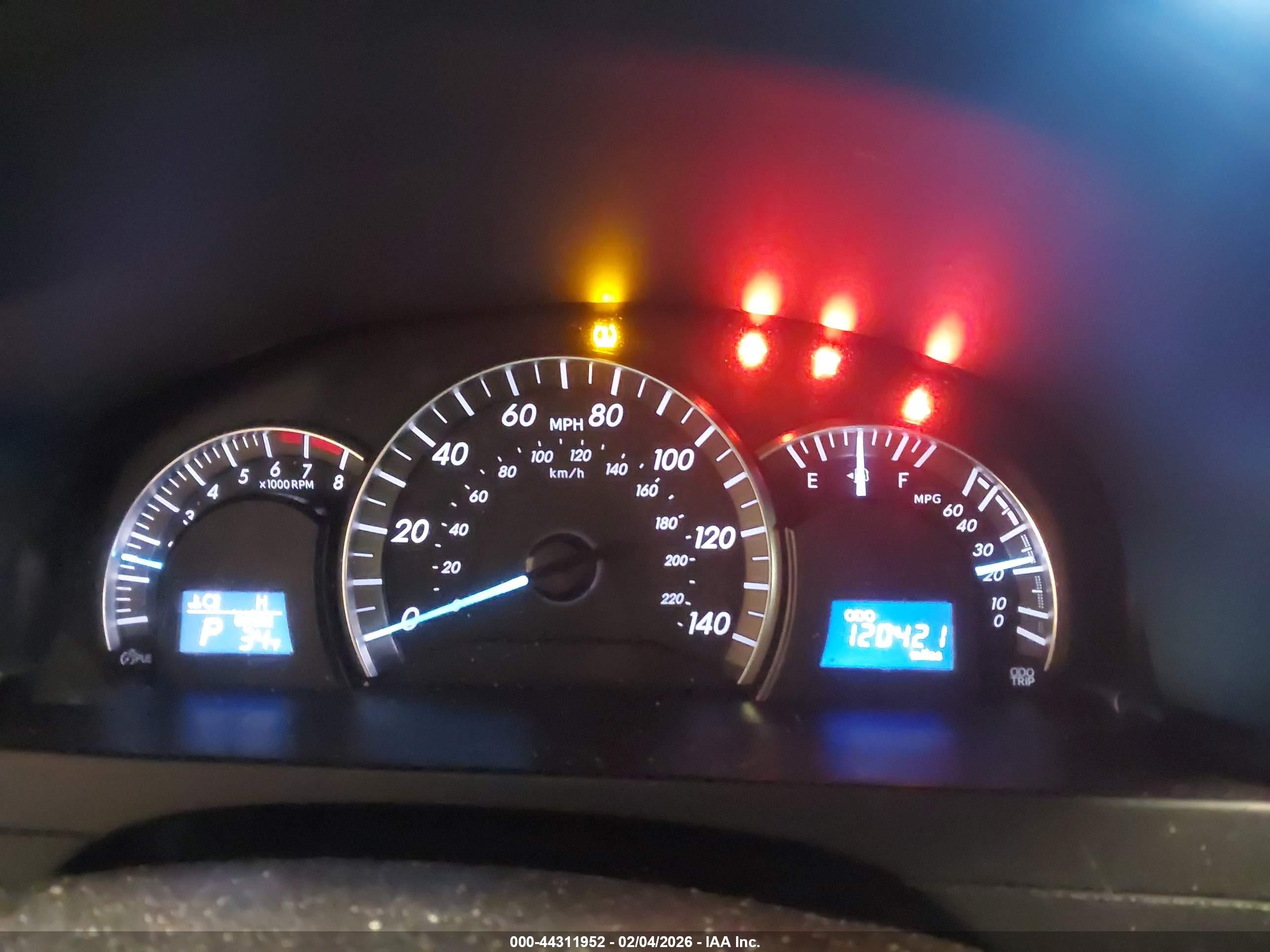 TOYOTA CAMRY image 7
