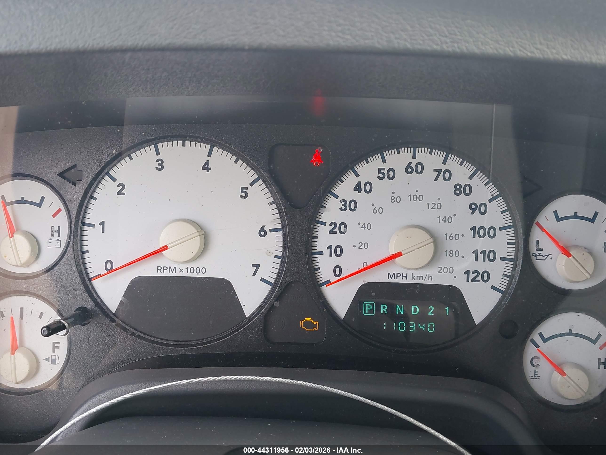 DODGE RAM image 7