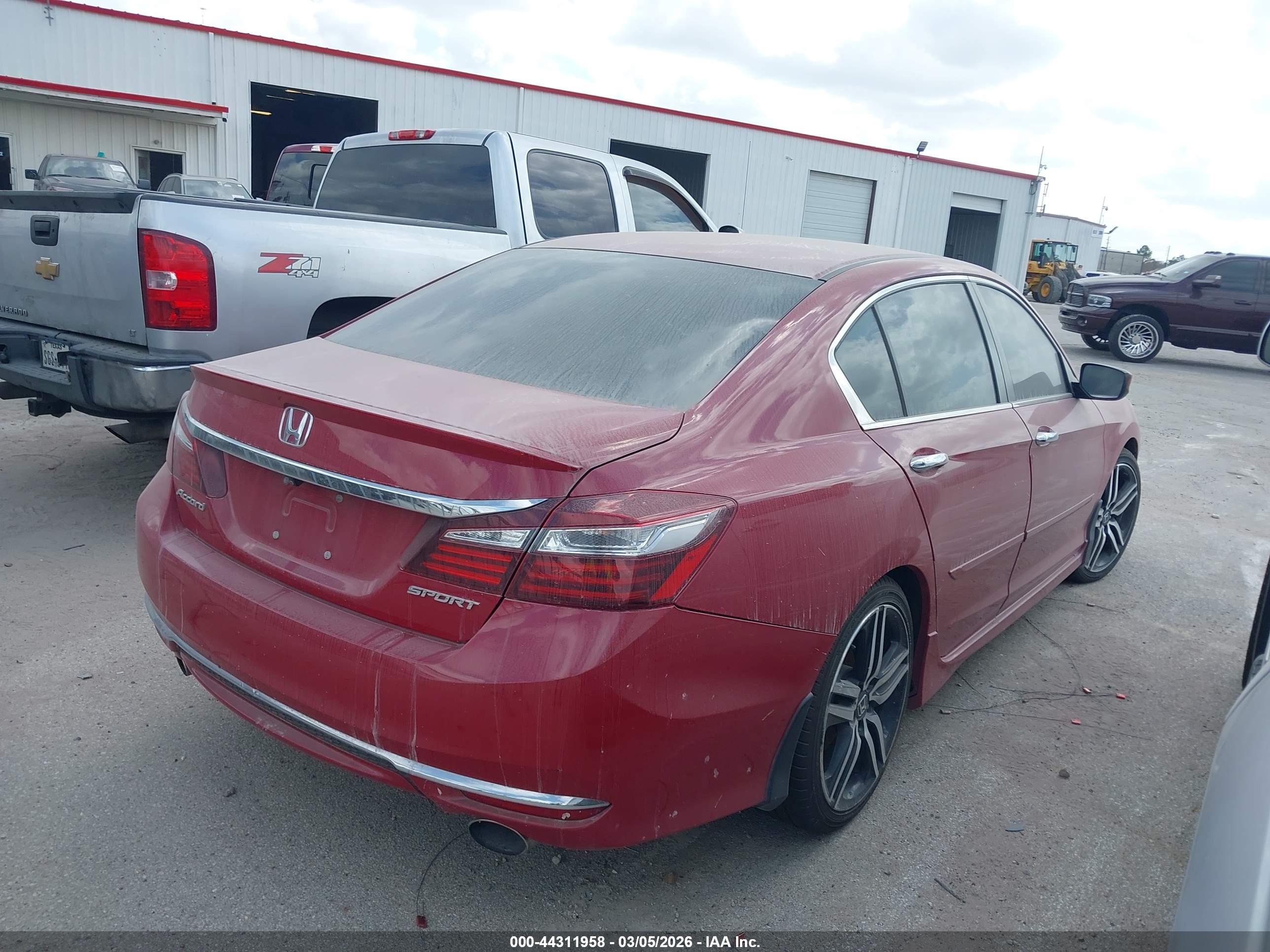 HONDA ACCORD image 4