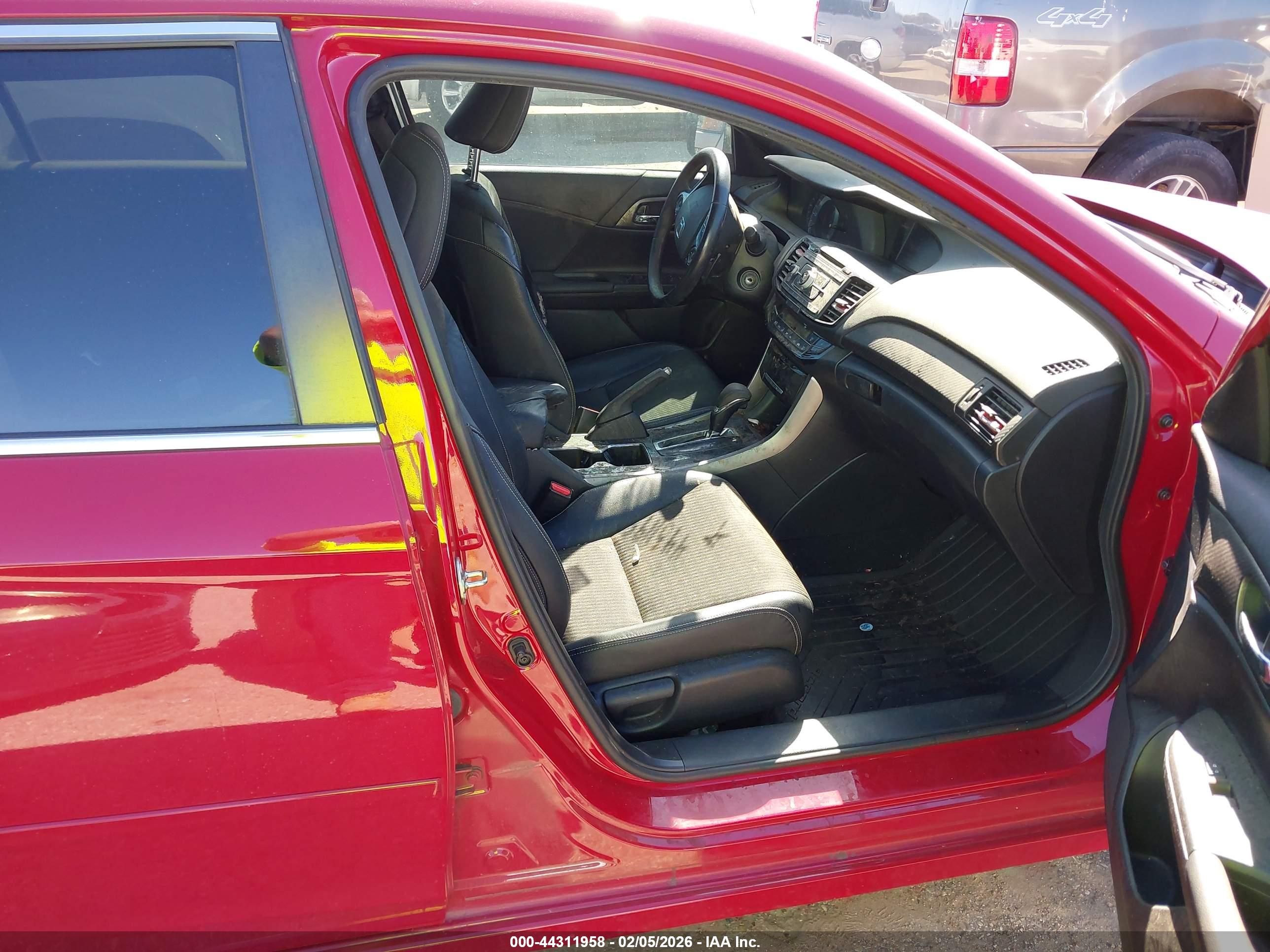 HONDA ACCORD image 5