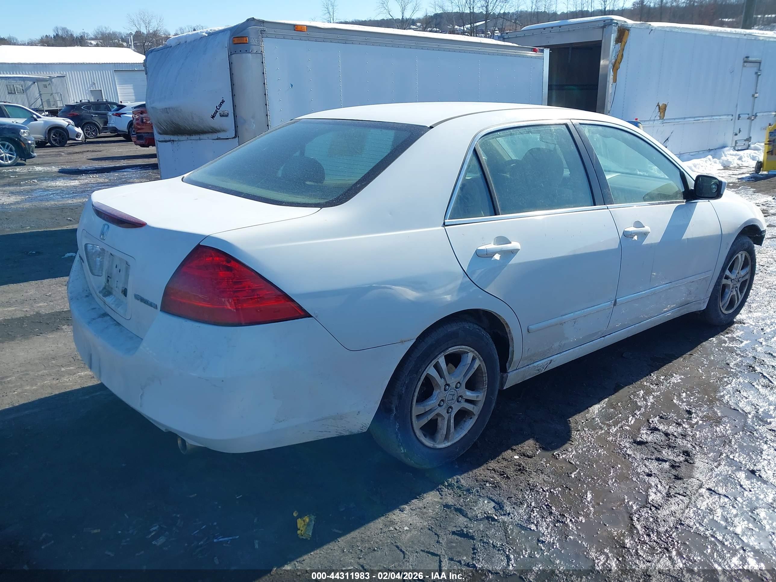 HONDA ACCORD image 4
