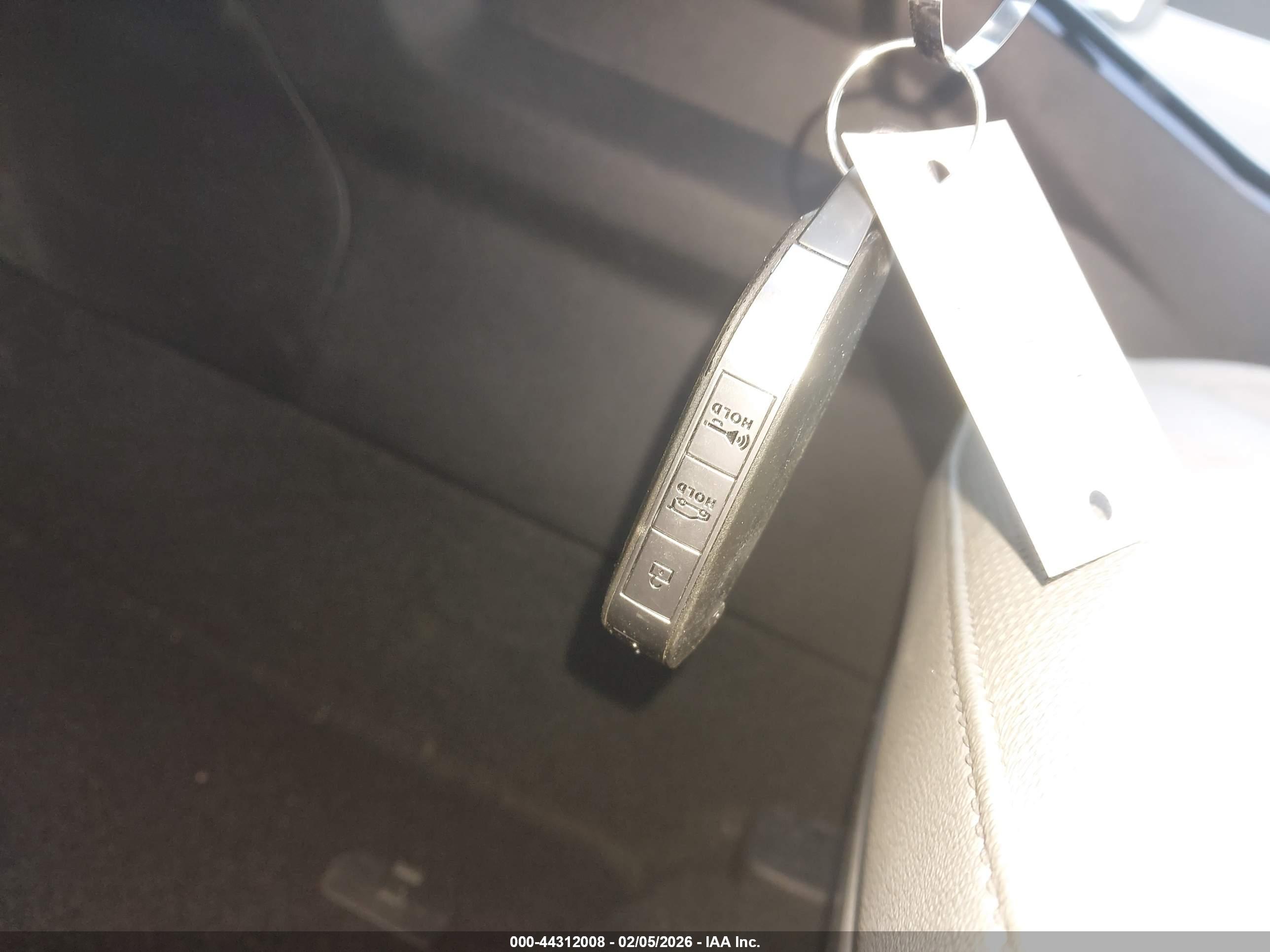 KIA SORENTO image 11