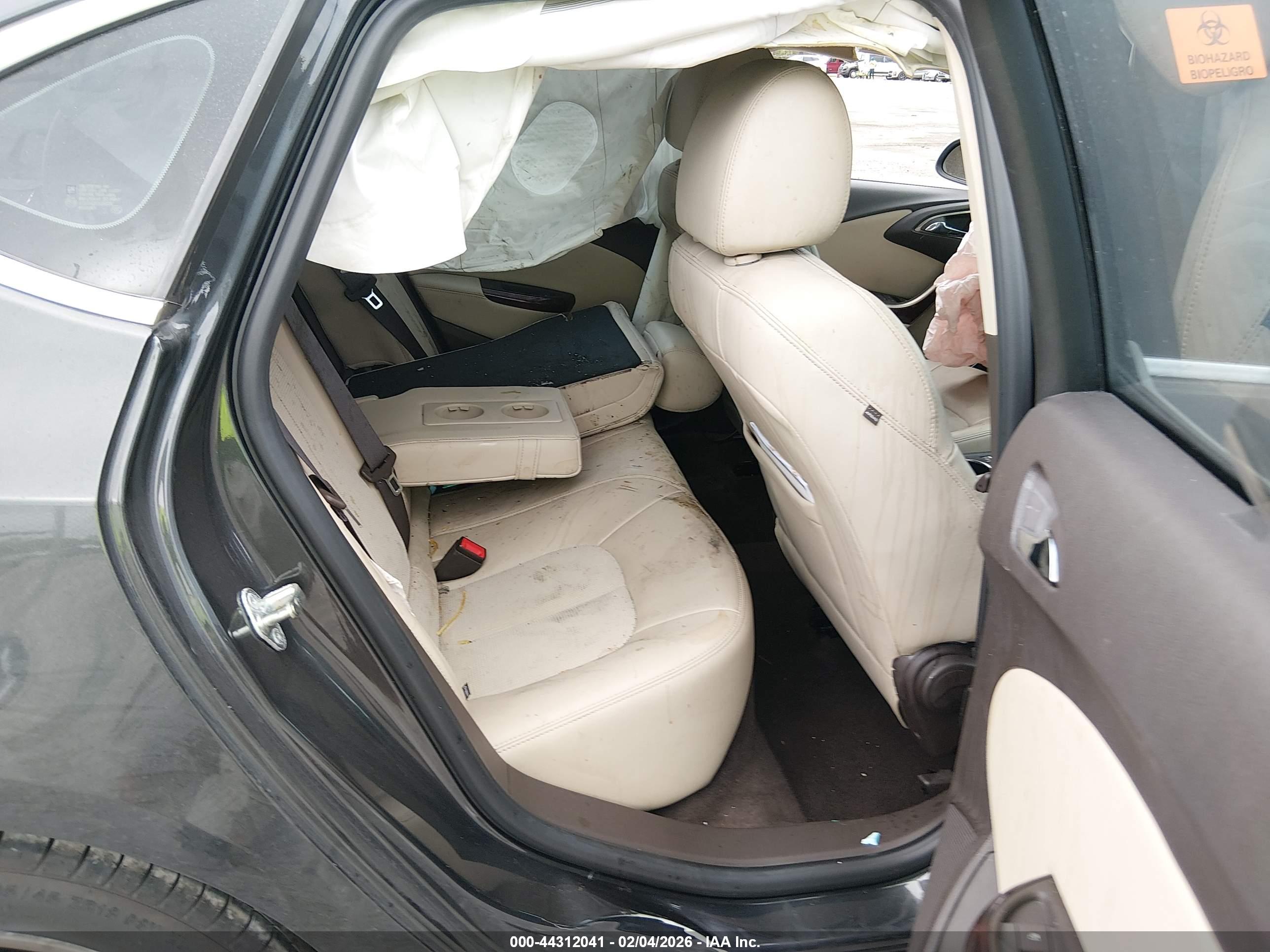 BUICK VERANO image 8