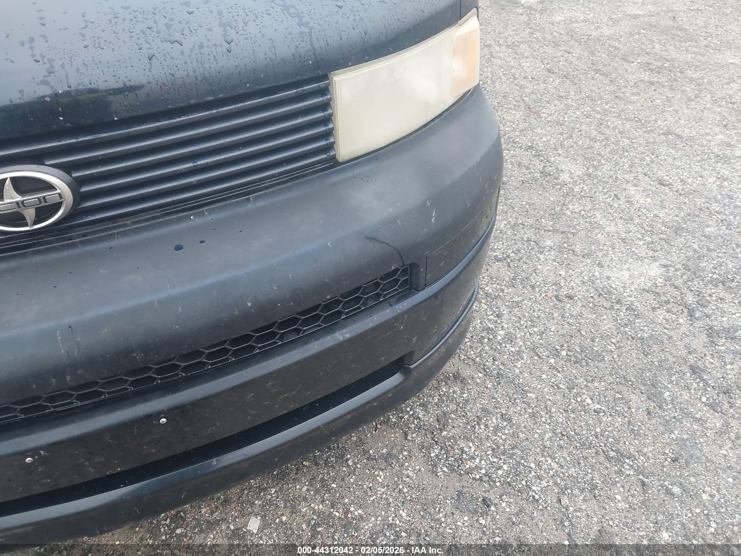 SCION XB image 6