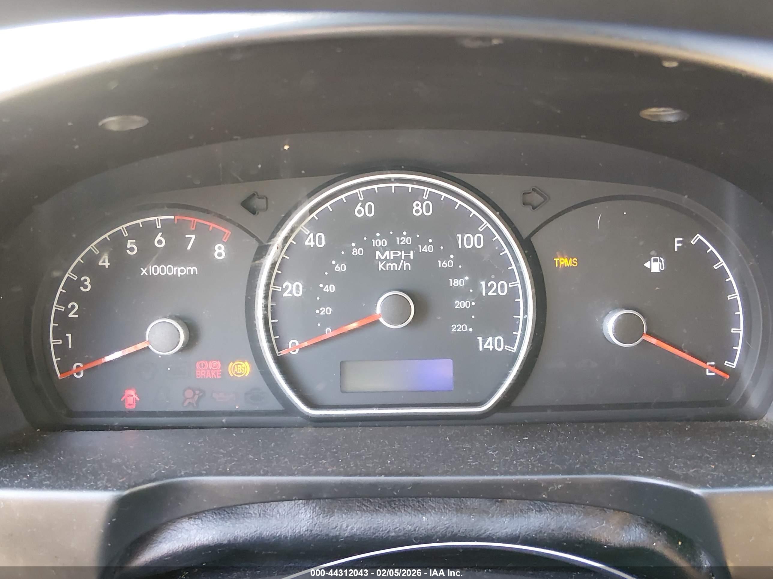 HYUNDAI ELANTRA image 7
